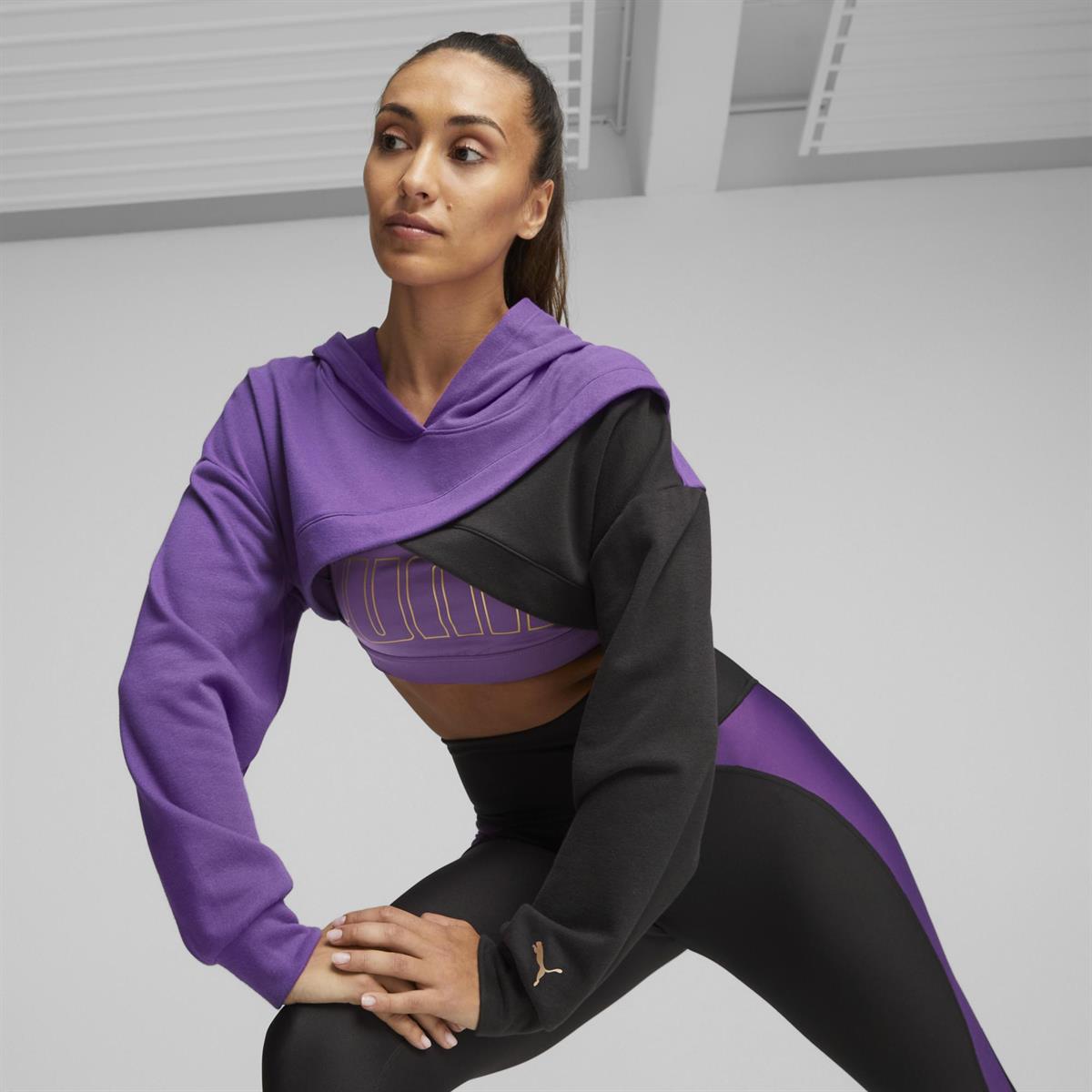 Cropped fitness hoodie deals