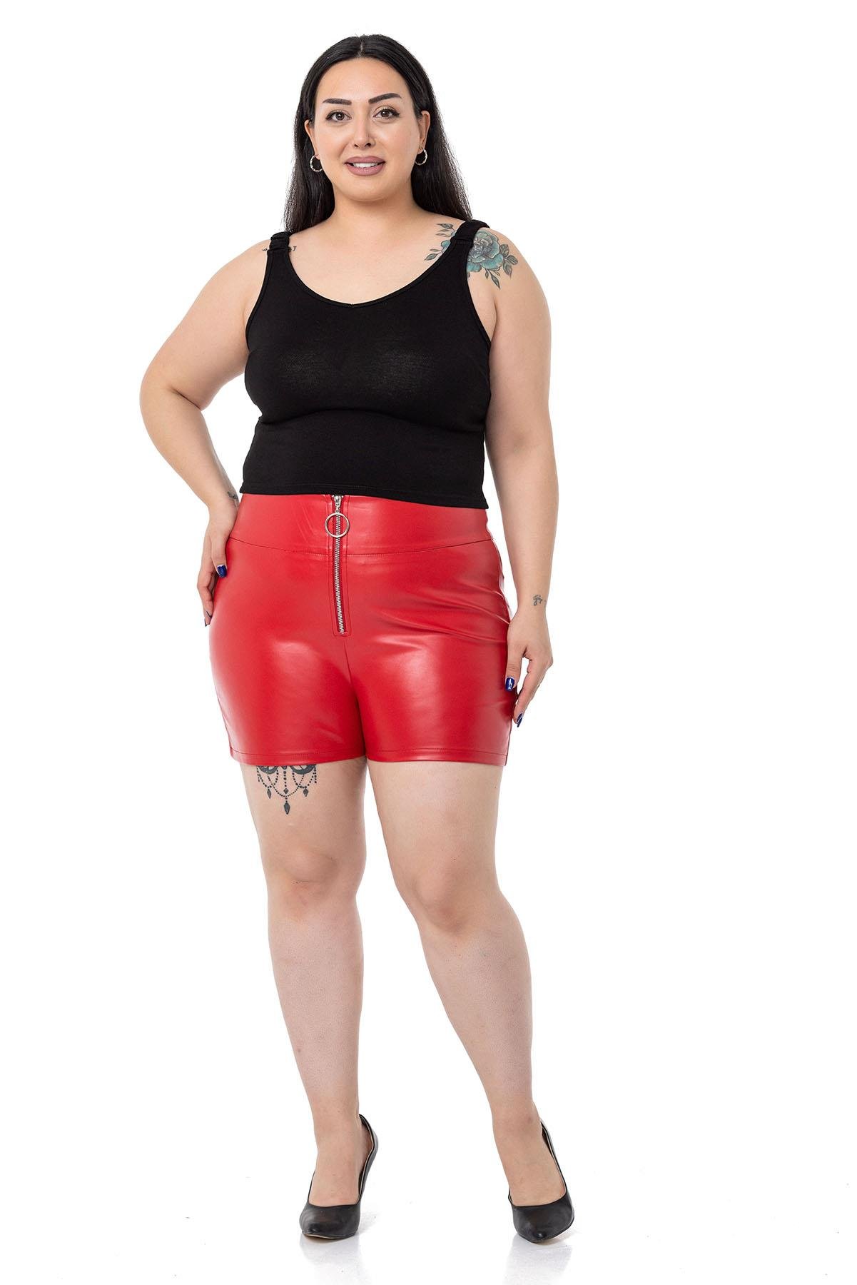 Plus Size Zipper Closure Red Leather Shorts