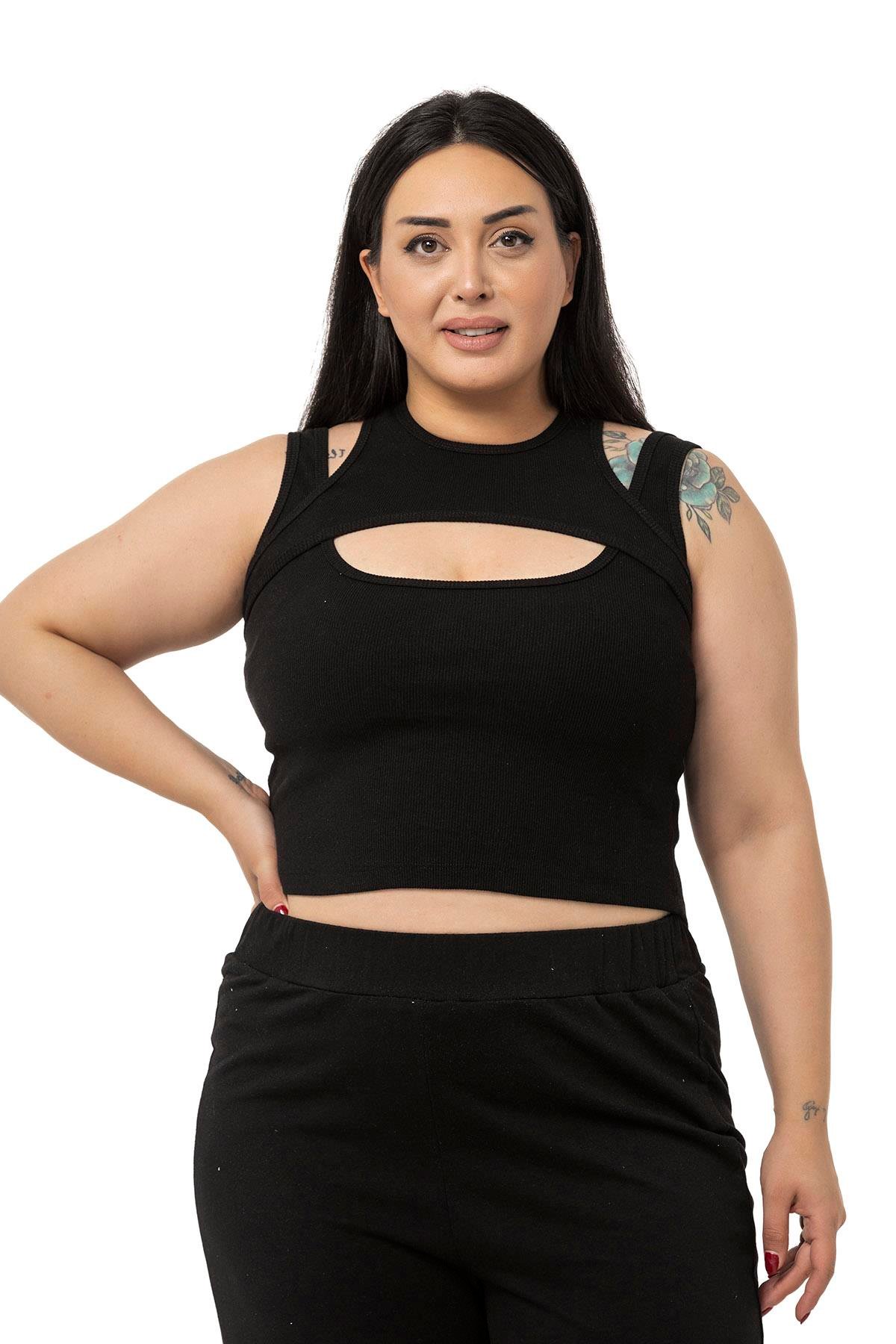 Büyük Beden Göğüs Dekolteli Fitilli Kaşkorse Siyah Body