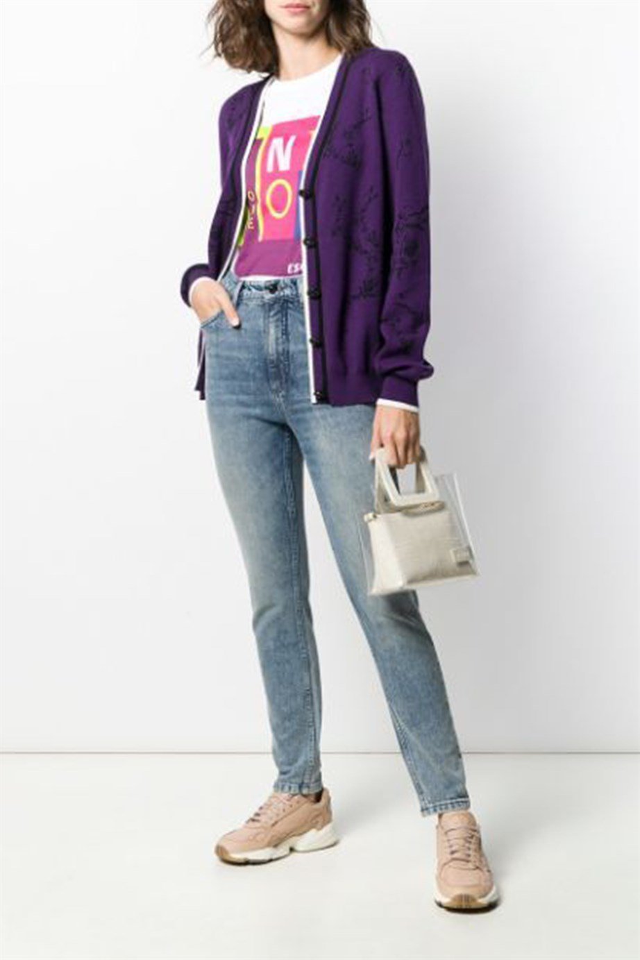 ESCADA  HIRKA