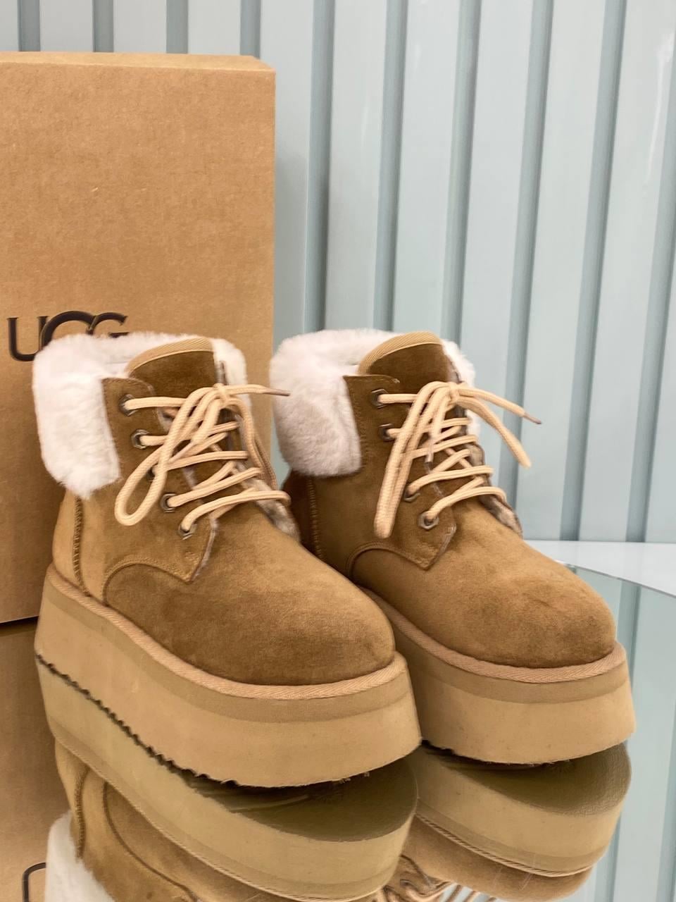 UGG 完売品 新品未使用未開封 UGG KÜRKLÜ BAĞCIKLI BEJ BOT