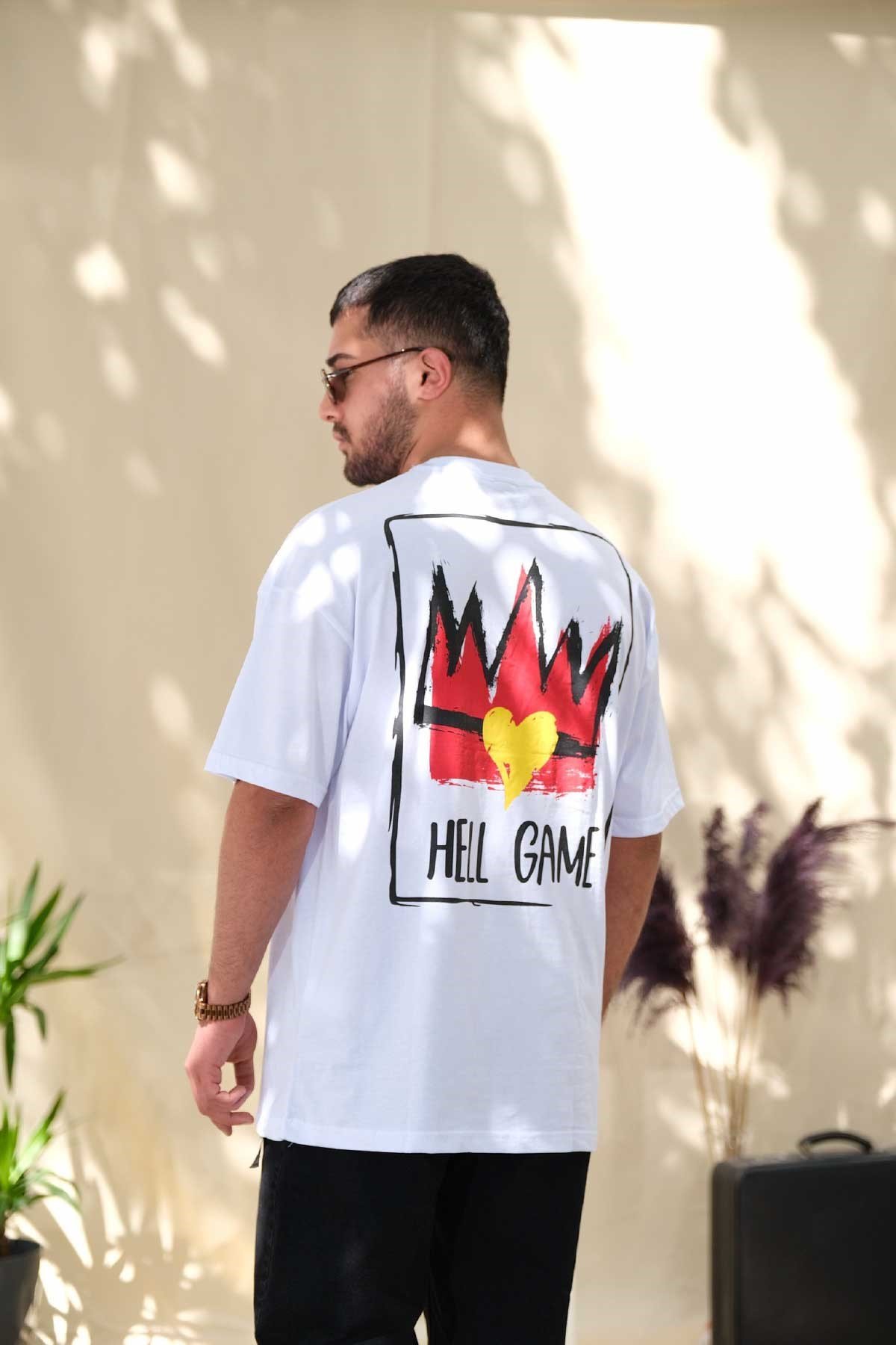 Oversize Beyaz Hell Game T-Shirt
