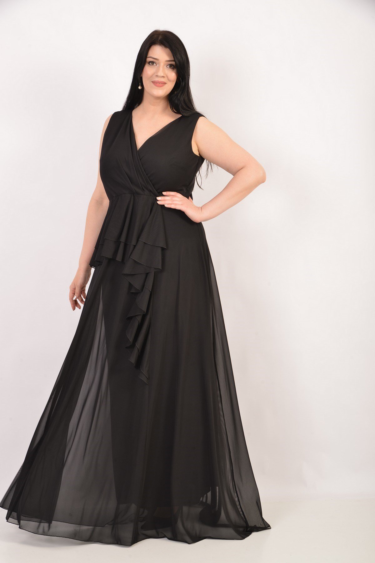 Büyük Beden Siyah Renkli Kruvaze Yaka Fırfırlı Likralı Tül Abiye Elbise -  LilasXXL