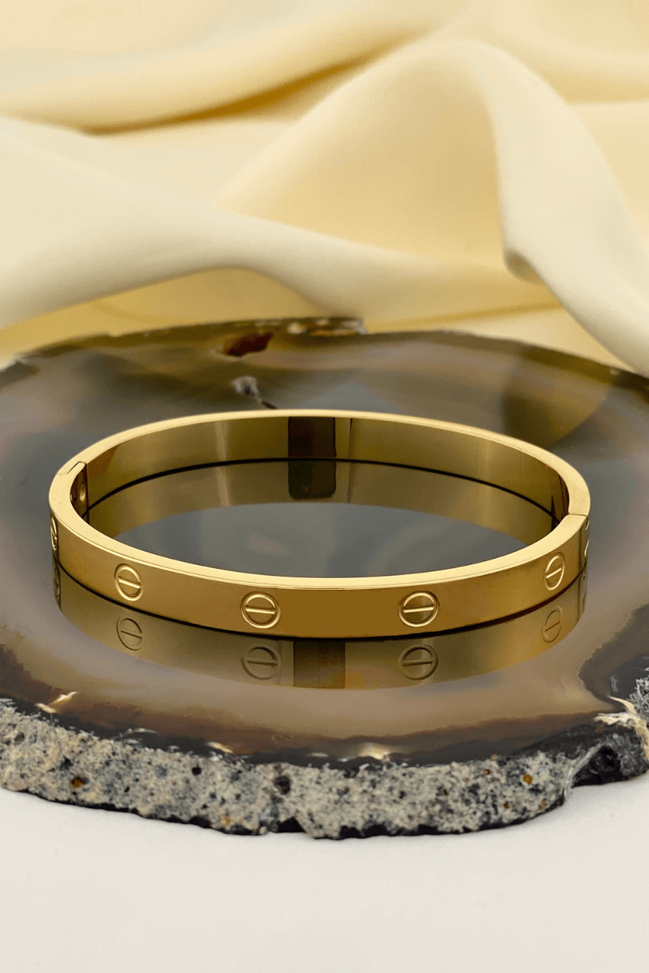 Gold bangle screw online bracelet