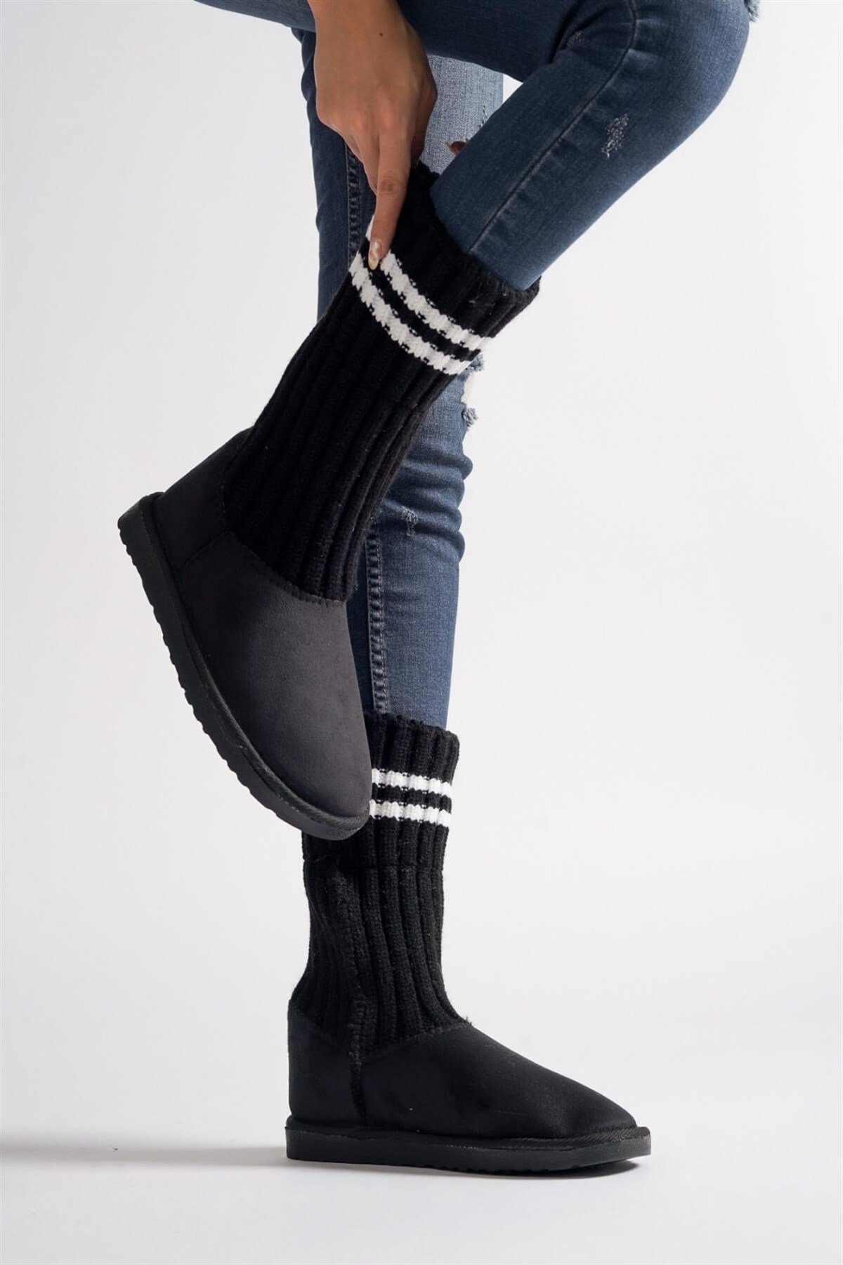 Kadın Günlük Siyah Çorap Detay Kısa Bot Roza - Bitmedeniste.com