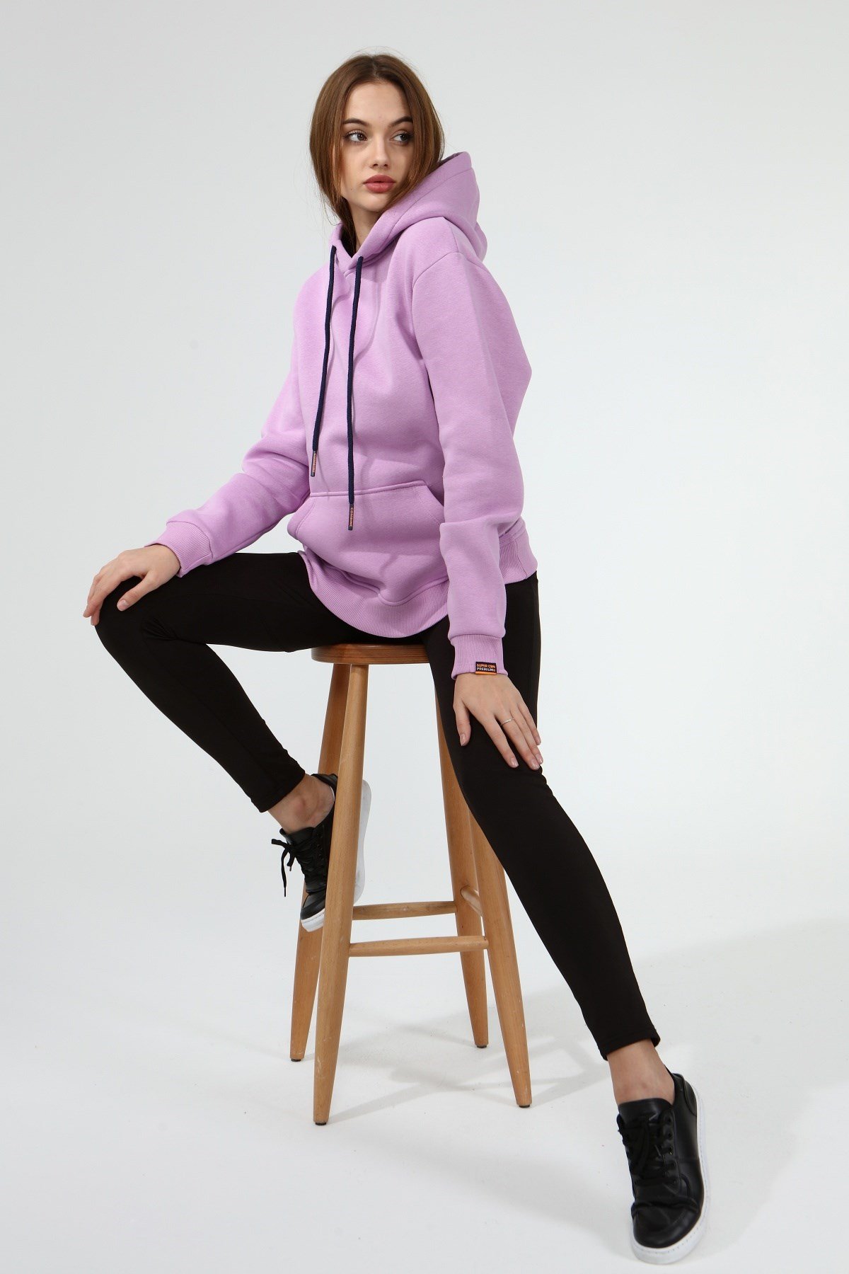 Lila Renk Kapüşonlu Kanguru Cep Bayan Sweatshirt Modelleri