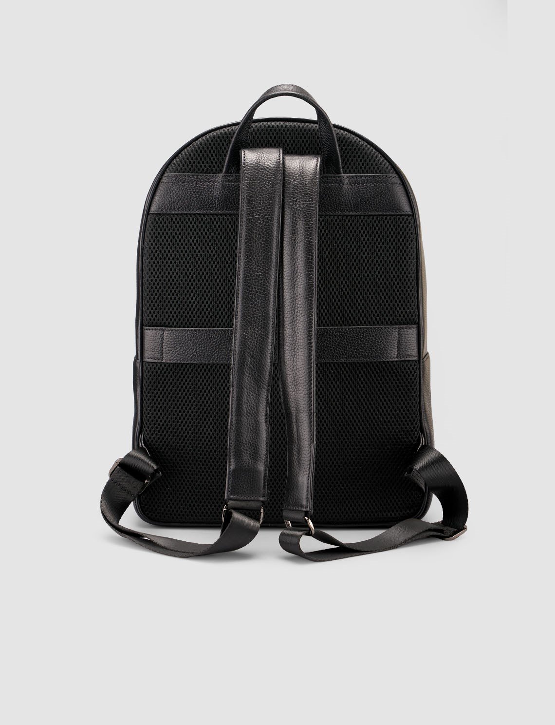 Black Genuine Leather Men's Backpack (Front Pocket, Zippered) l Cabani