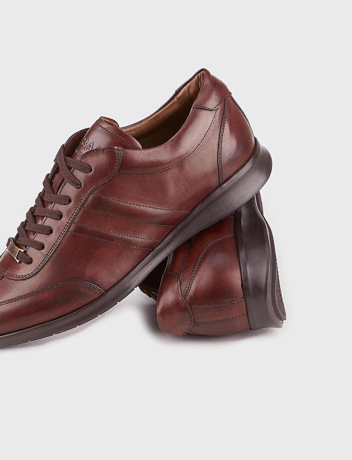 Kaymaz Taban Hakiki Deri Kahverengi Bağcıklı Erkek Günlük Ayakkabı | Cabani