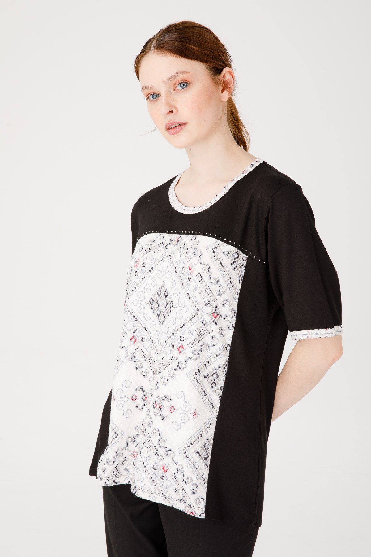 Kadın Sıfır Yaka Kısa Kol Pano Desenli Penye Bluz SiyahDesen Triko - Online  Satış