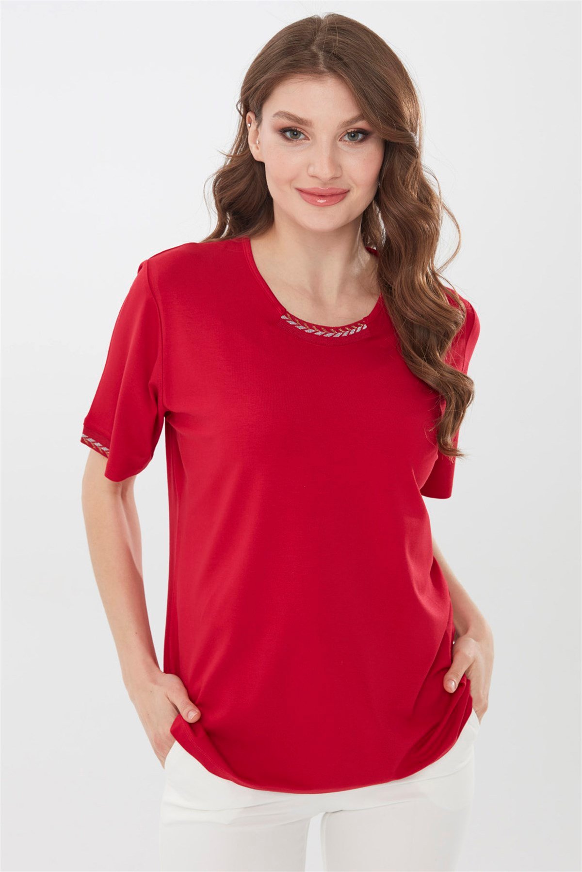 Kadın Yakası İşlemeli Kısa Kollu Penye Bluz KırmızıDesen Triko - Online  Satış