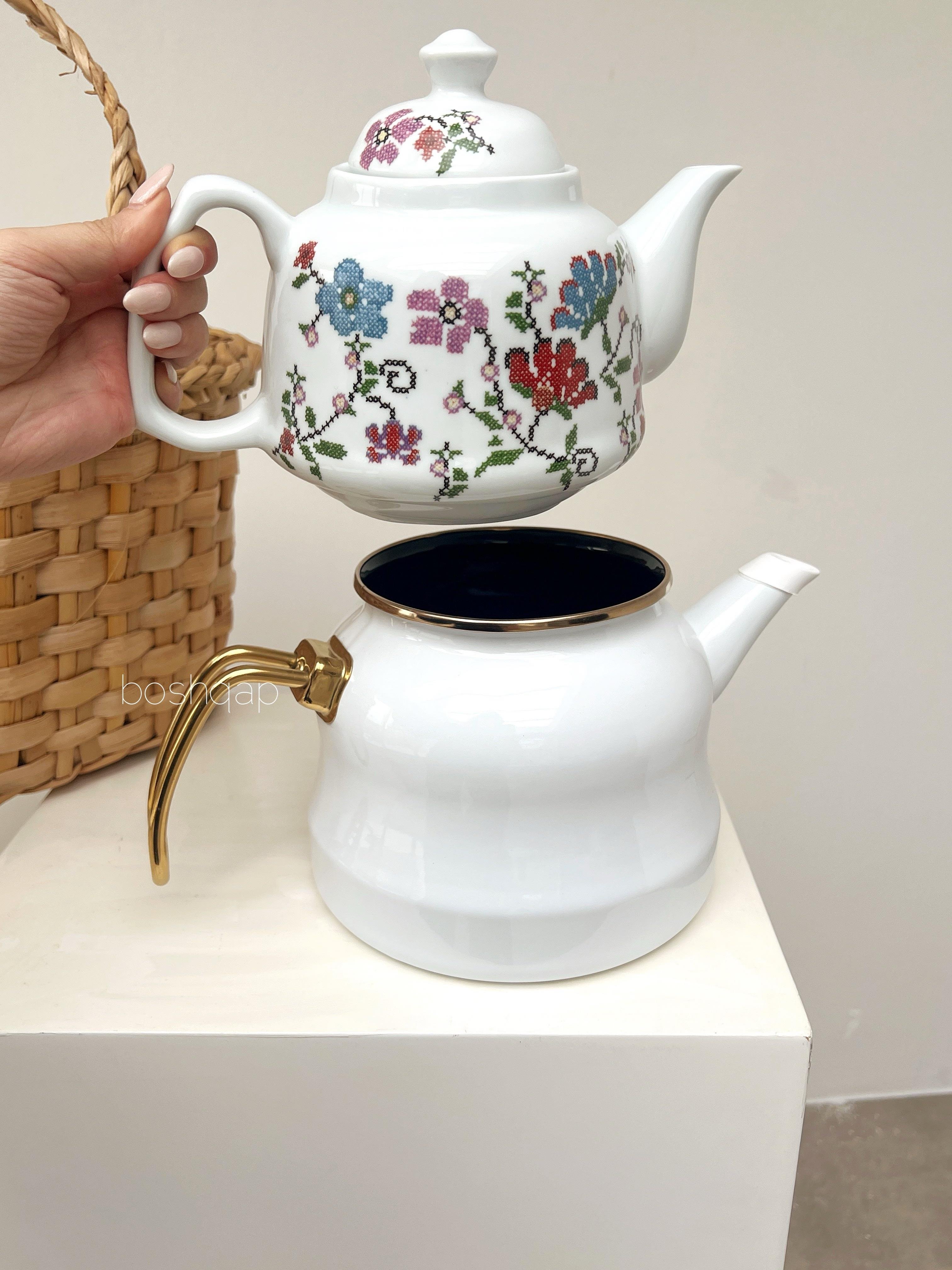 Kanaviçe Desen Emaye Üstü Porselen Çaydanlık