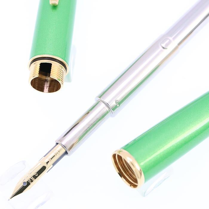 PILOT Capless Decimo Emerald Green 18K