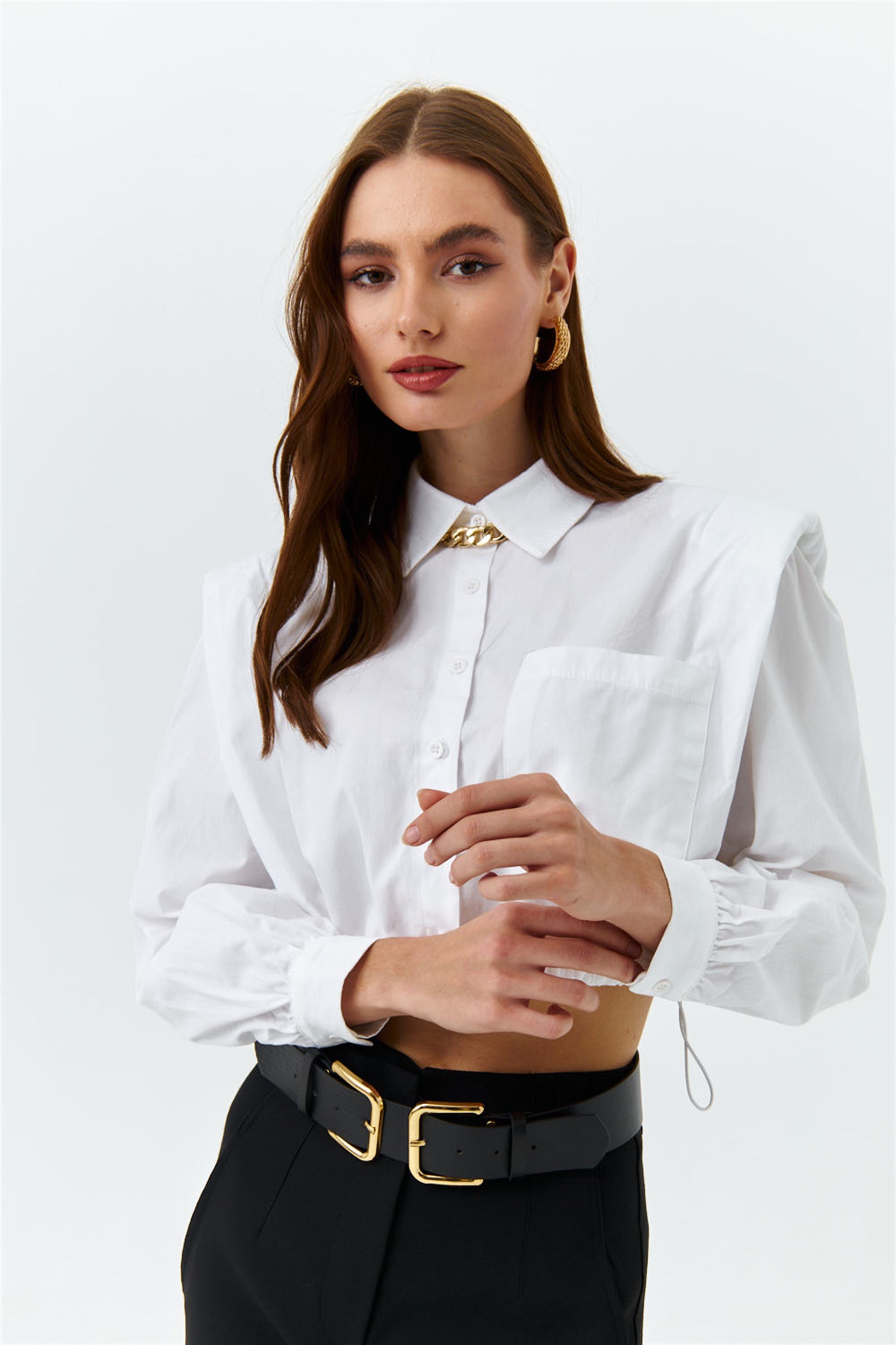 Vatkalı Crop Beyaz Kadın Gömlek | Tuba Butik