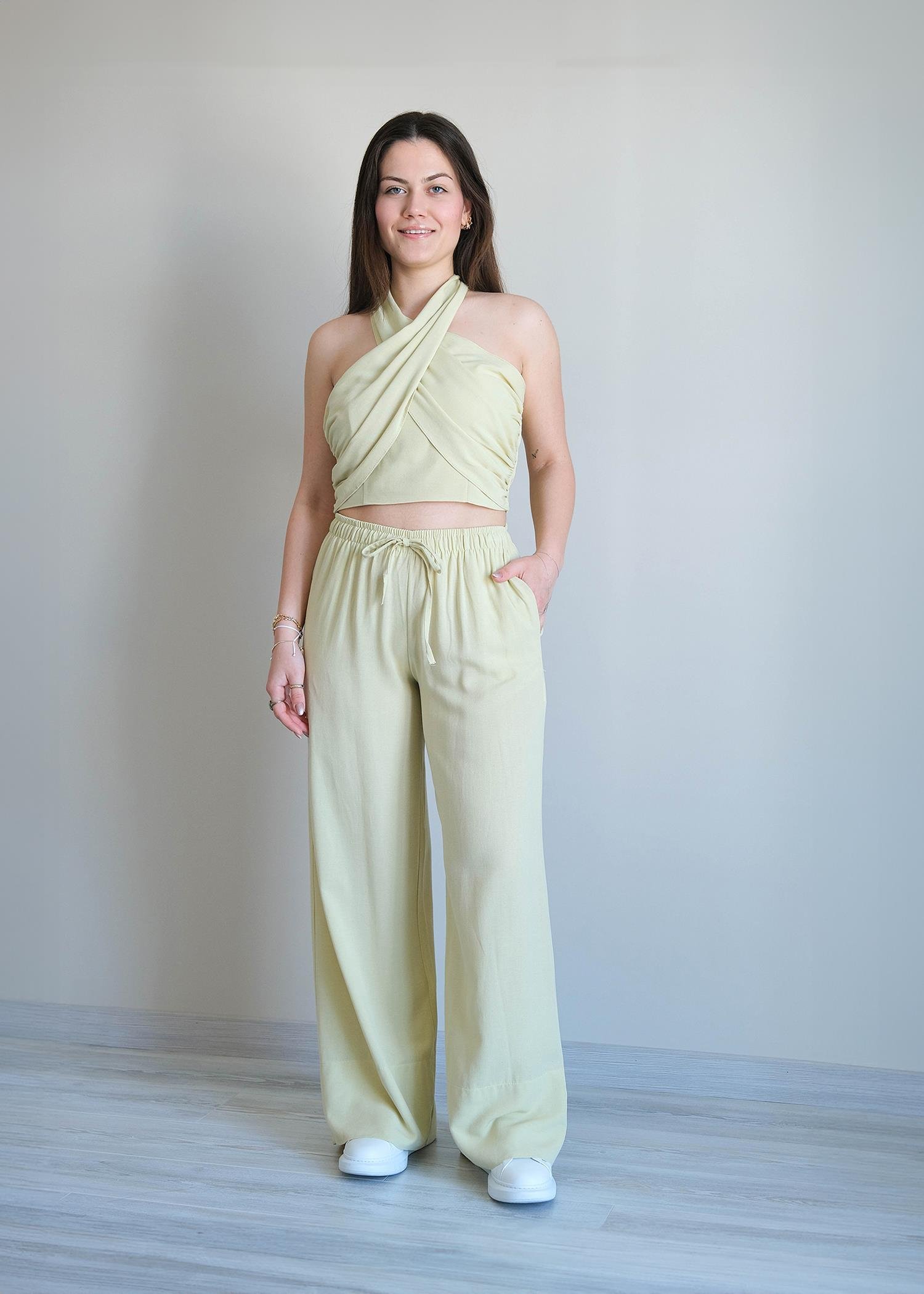 Halter Yaka Bluzlu Takım Sarı
