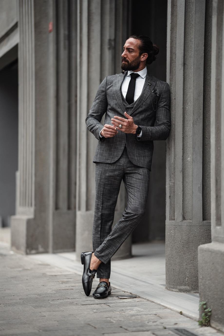 Mono Collar Self Patterned Slim Fit Suit