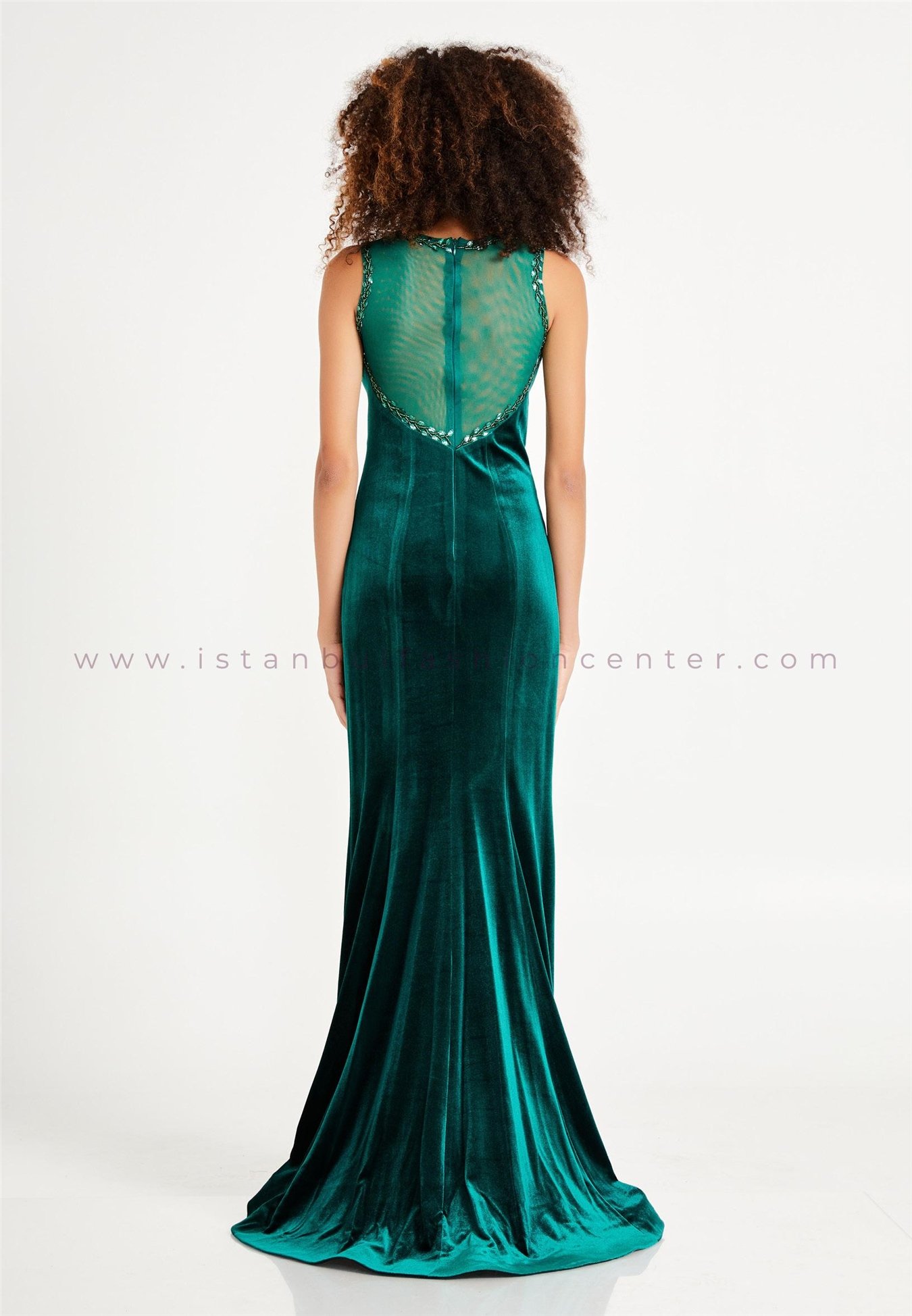 Green velvet sales mermaid dress