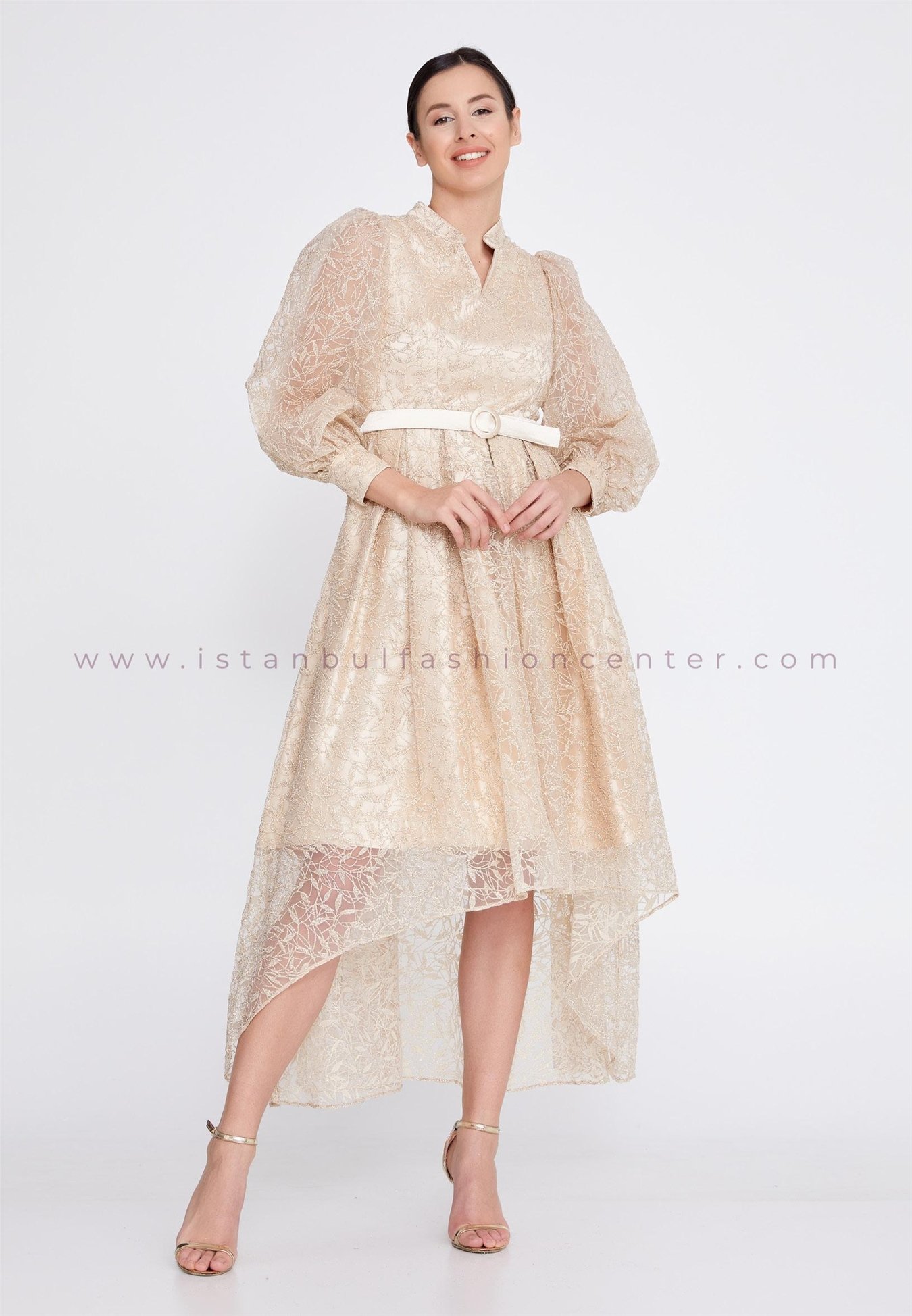 ONS LINE Manche longue Haut bas Tulle Trap ze R guliers Beige Robe