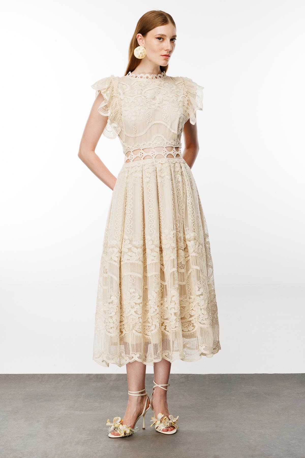 Low-cut Waist Striped Lace Dress BEIGE