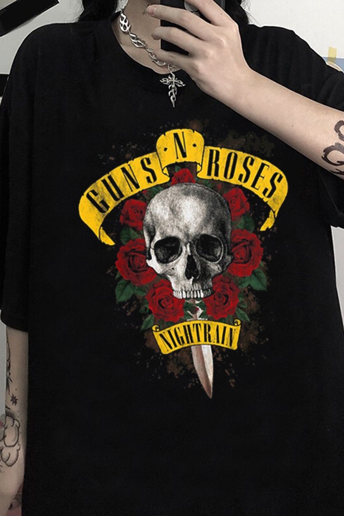 Siyah Gunsn Roses Büyük Baskılı Unisex Geniş Kesim Rock-Metal T-shirt |  T-SHİRT