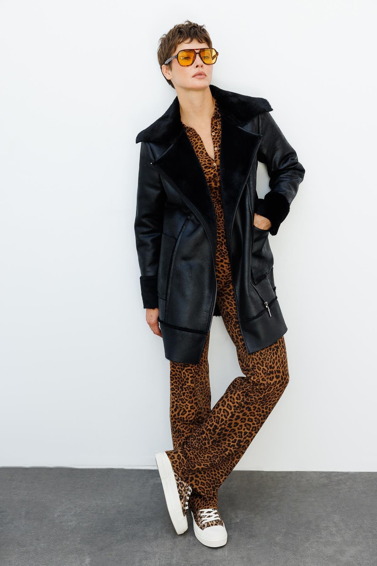 Crok Suni Deri ve İçi Soft Kürk Kaplı Spor Kaban-Siyah 242585M