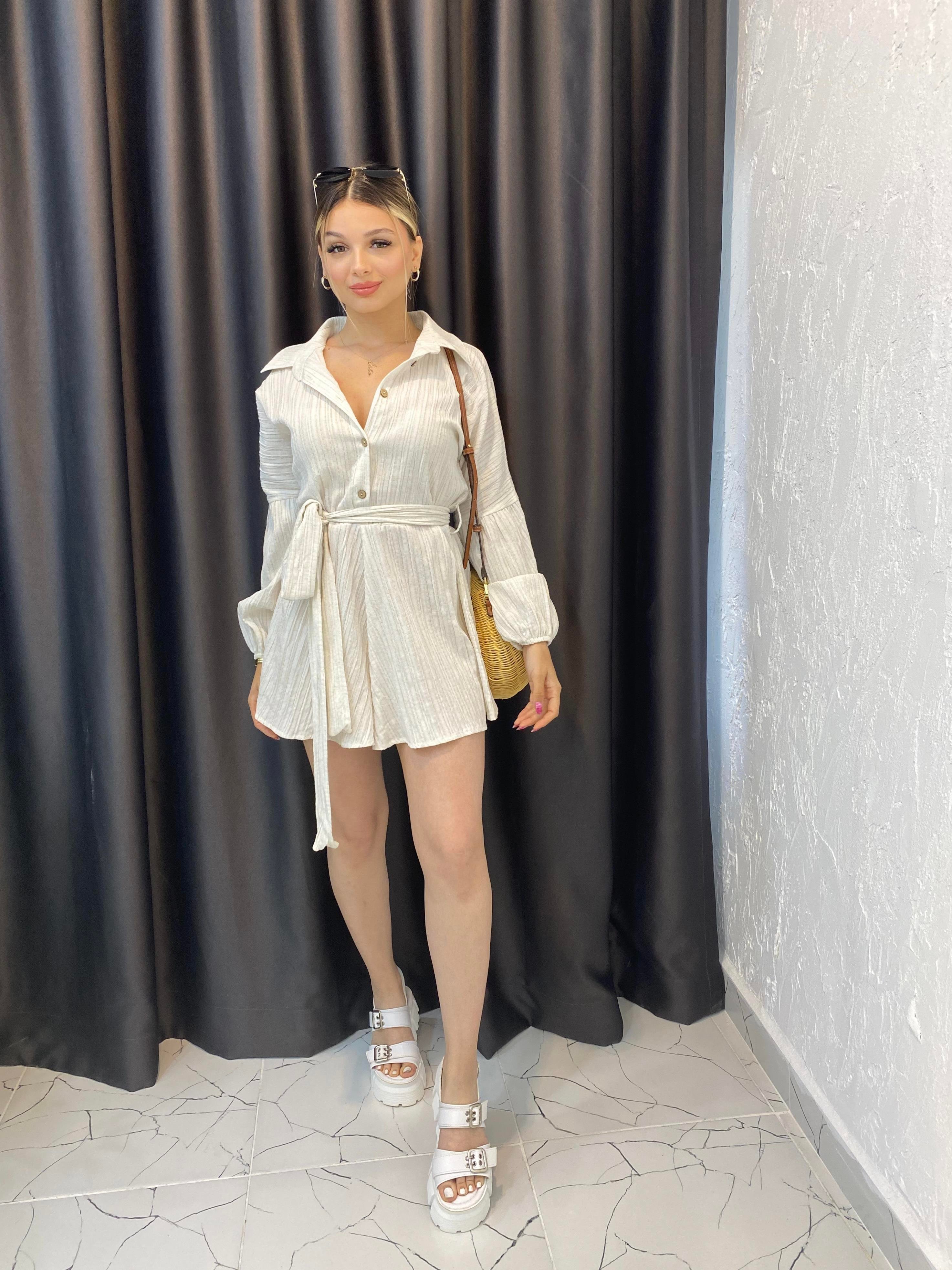 Bej Kuşaklı Model Şortlu Tulum