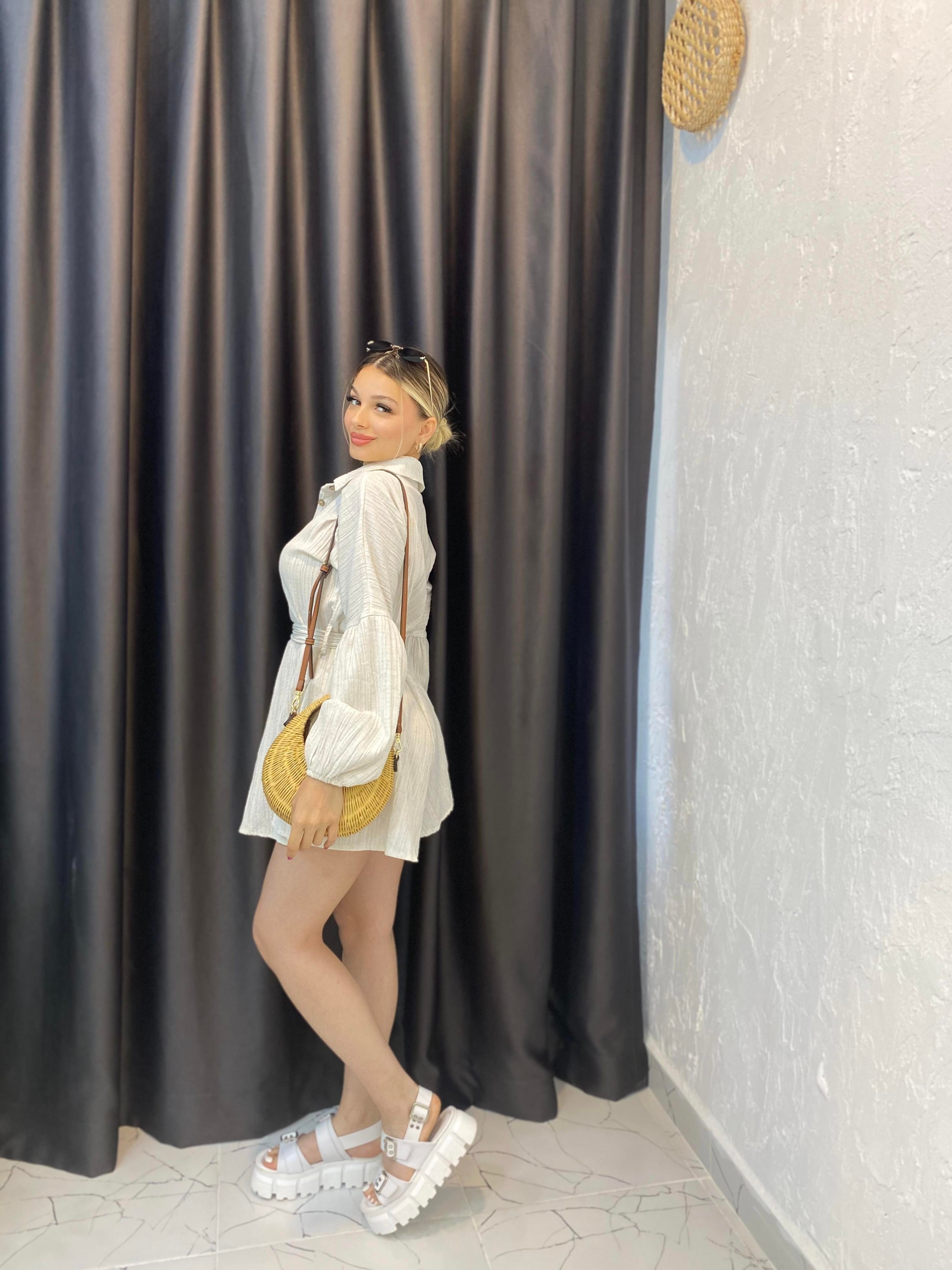 Bej Kuşaklı Model Şortlu Tulum