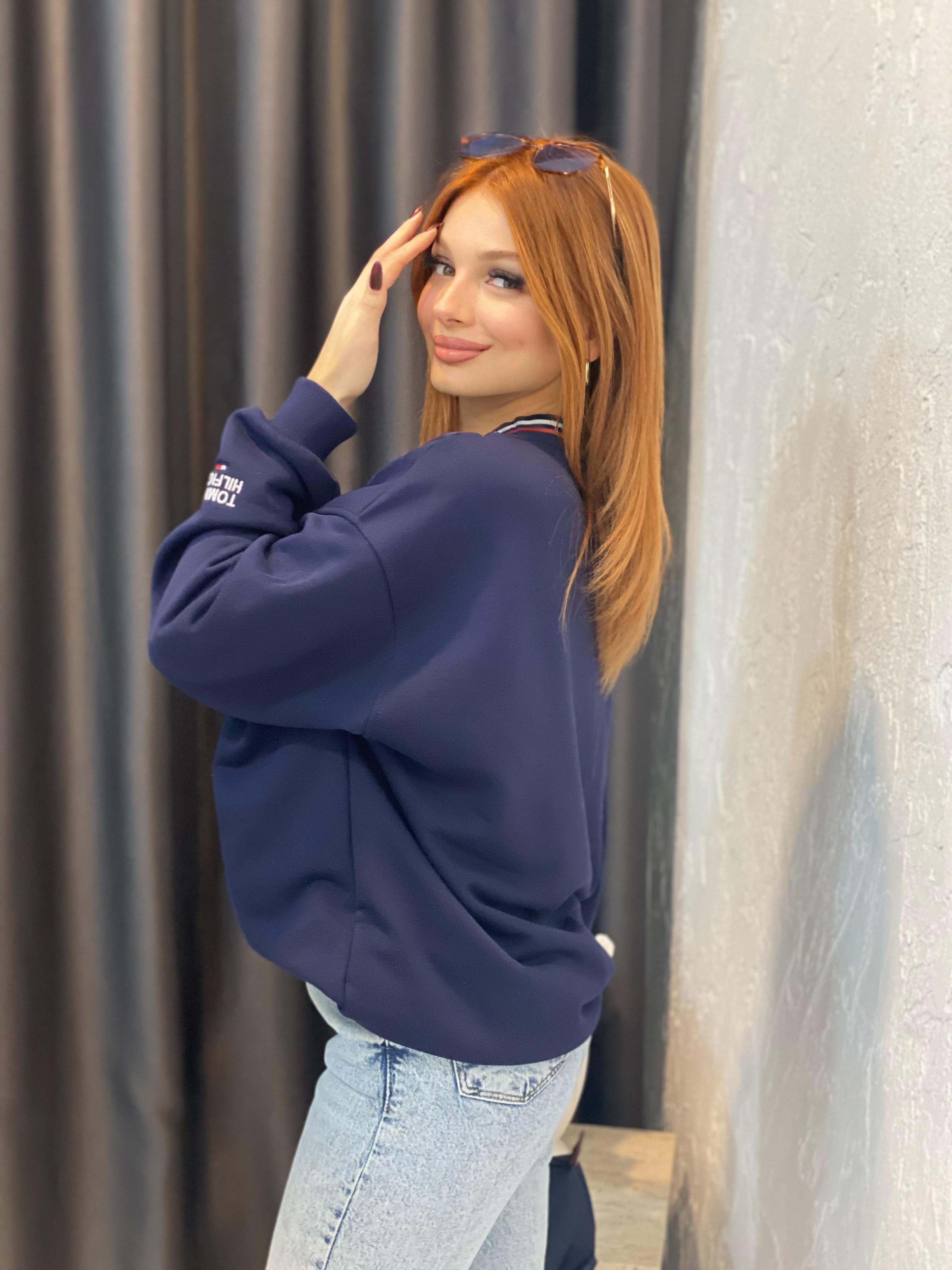 Lacivert Marka Amblemli 3 İplik Şardonsuz Sweatshirt 