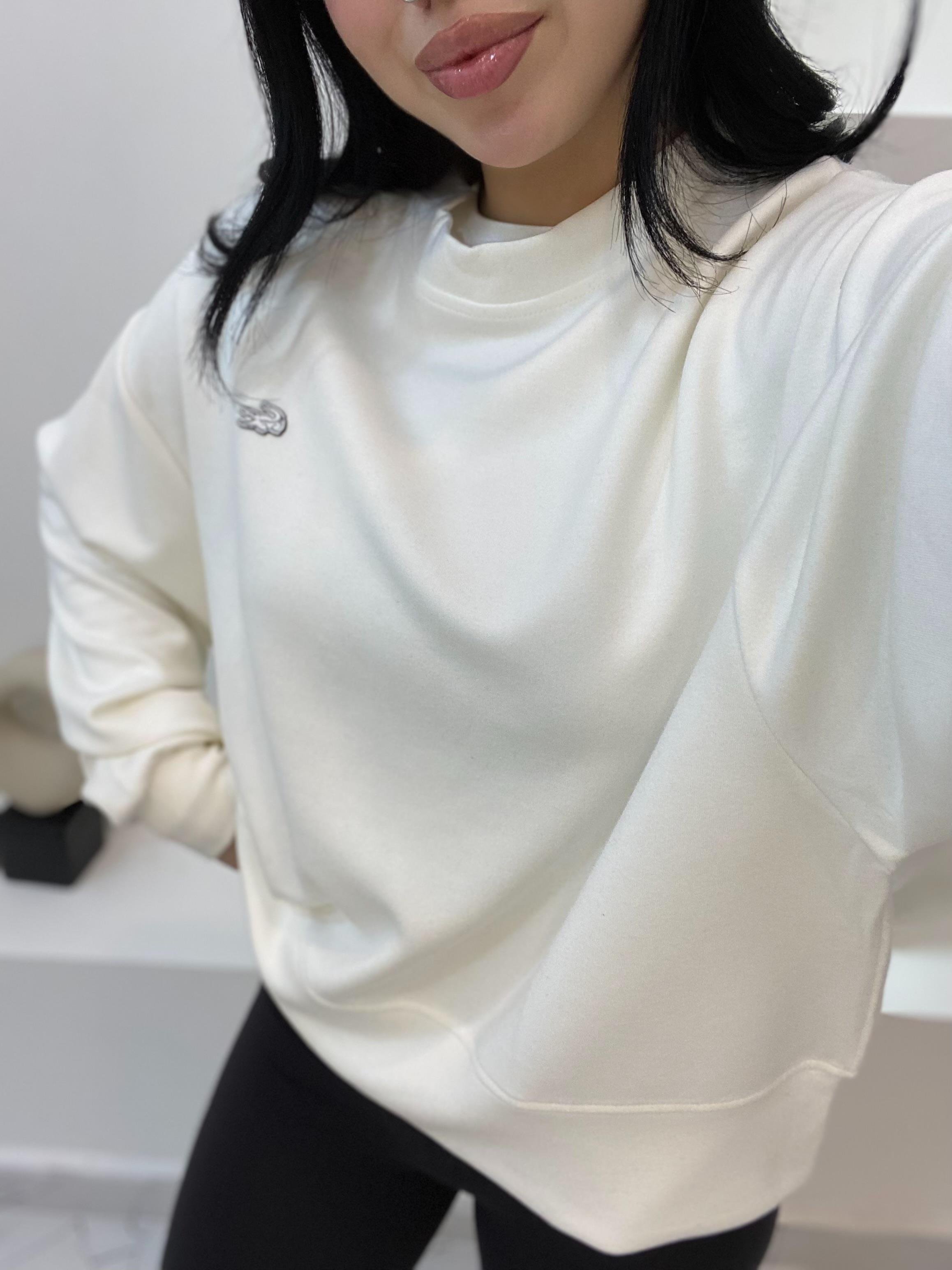 Marka Amblemli Beyaz Modal Kumaş Sweatshirt 