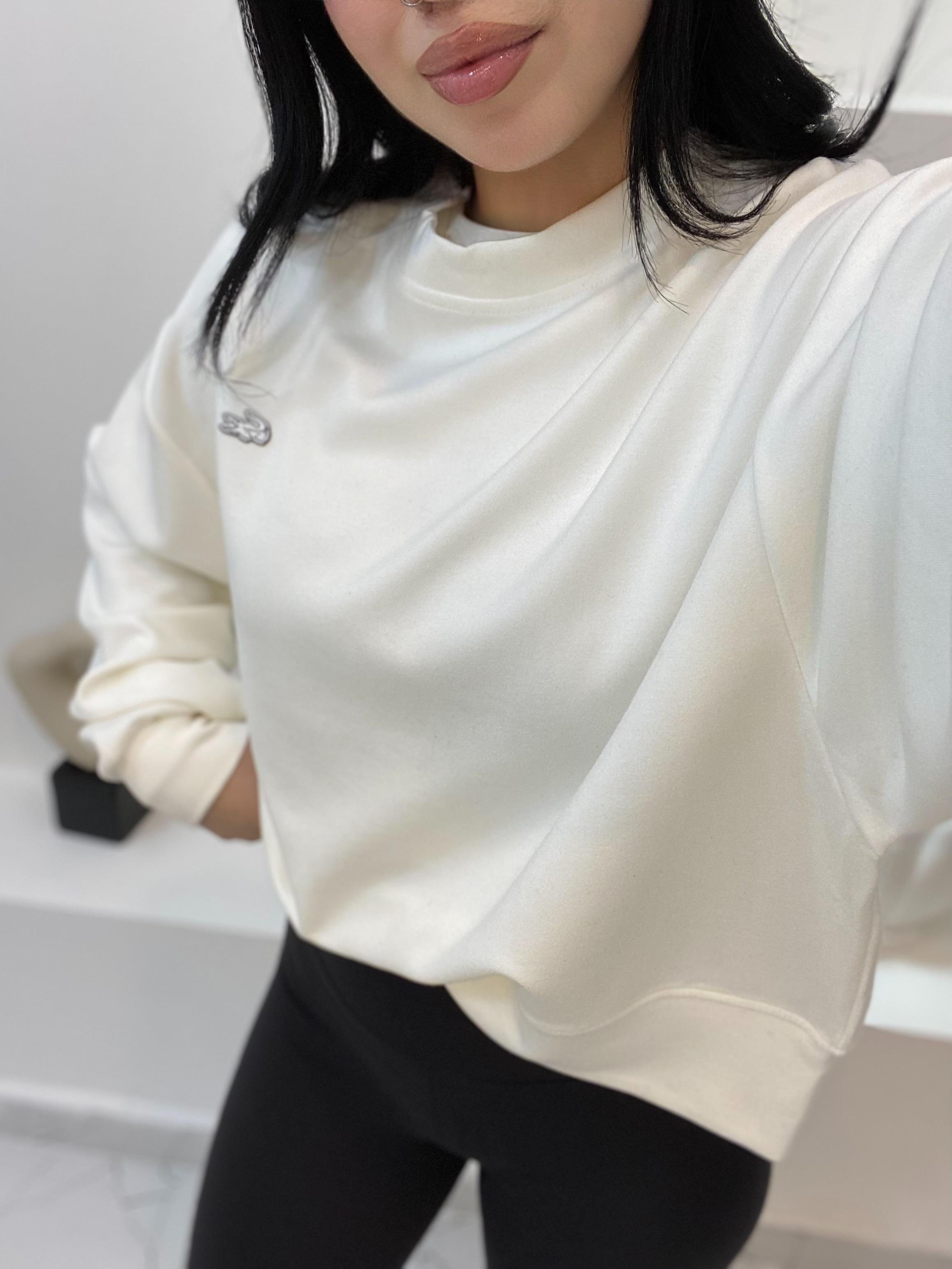 Marka Amblemli Beyaz Modal Kumaş Sweatshirt 