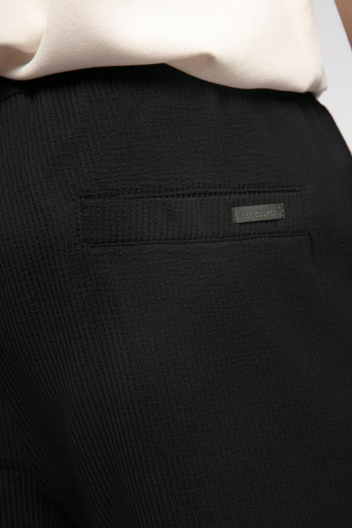 Joanka Normal Bel Normal Kesim Düz Paça Siyah Erkek Pantolon - Lee