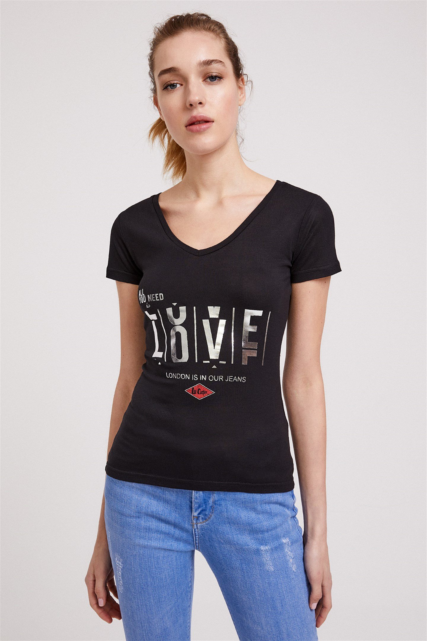 Love Kadın V Yaka T-Shirt Ekru - Lee Cooper