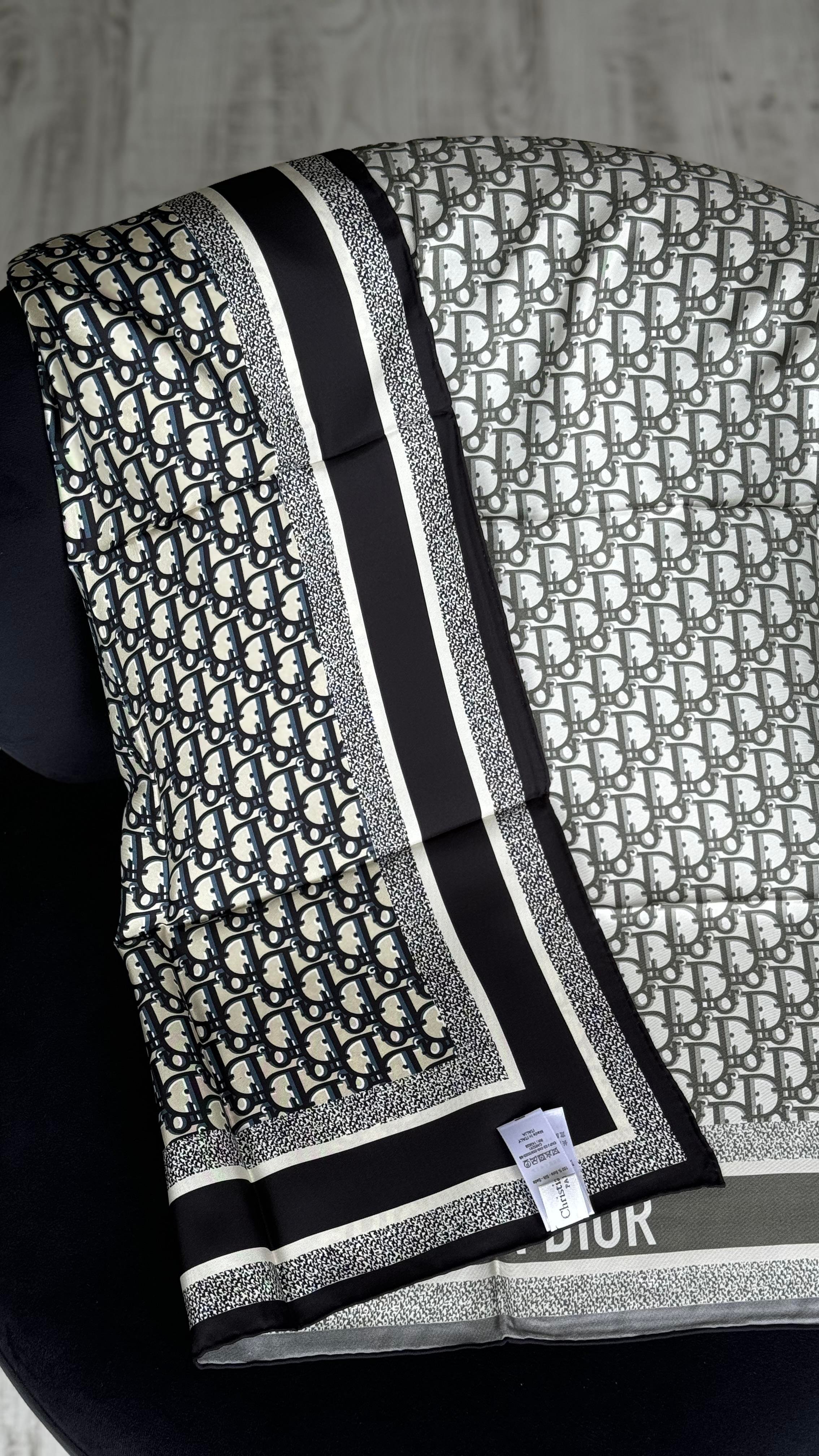 YEŞİL / GRİ ÇİFT YÖNLÜ ORJİNAL İTHAL DIOR EŞARP