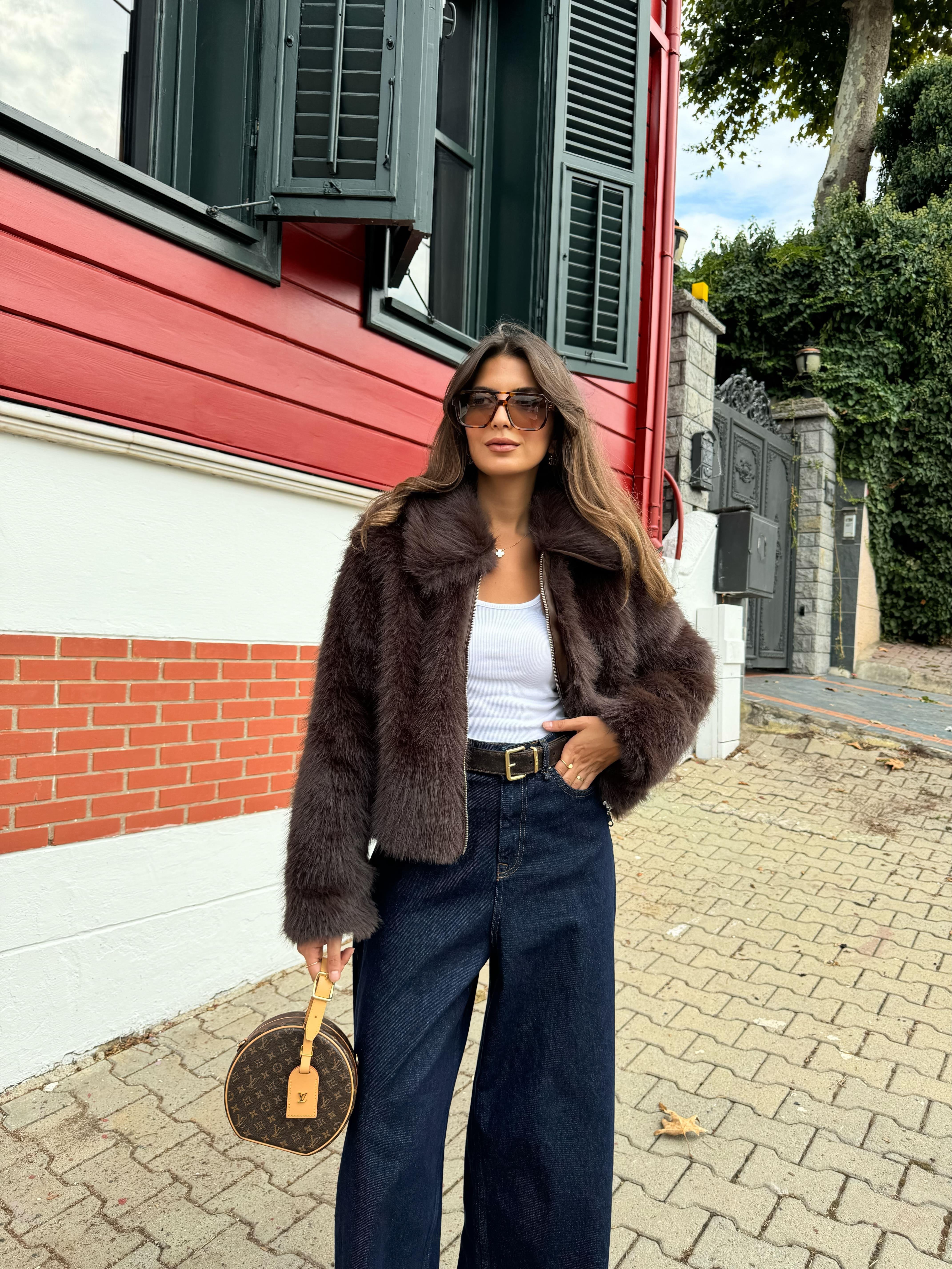 Premium Fermuarlı Yakalı Suni Kürk Kahve| Butik Merve Aksoy