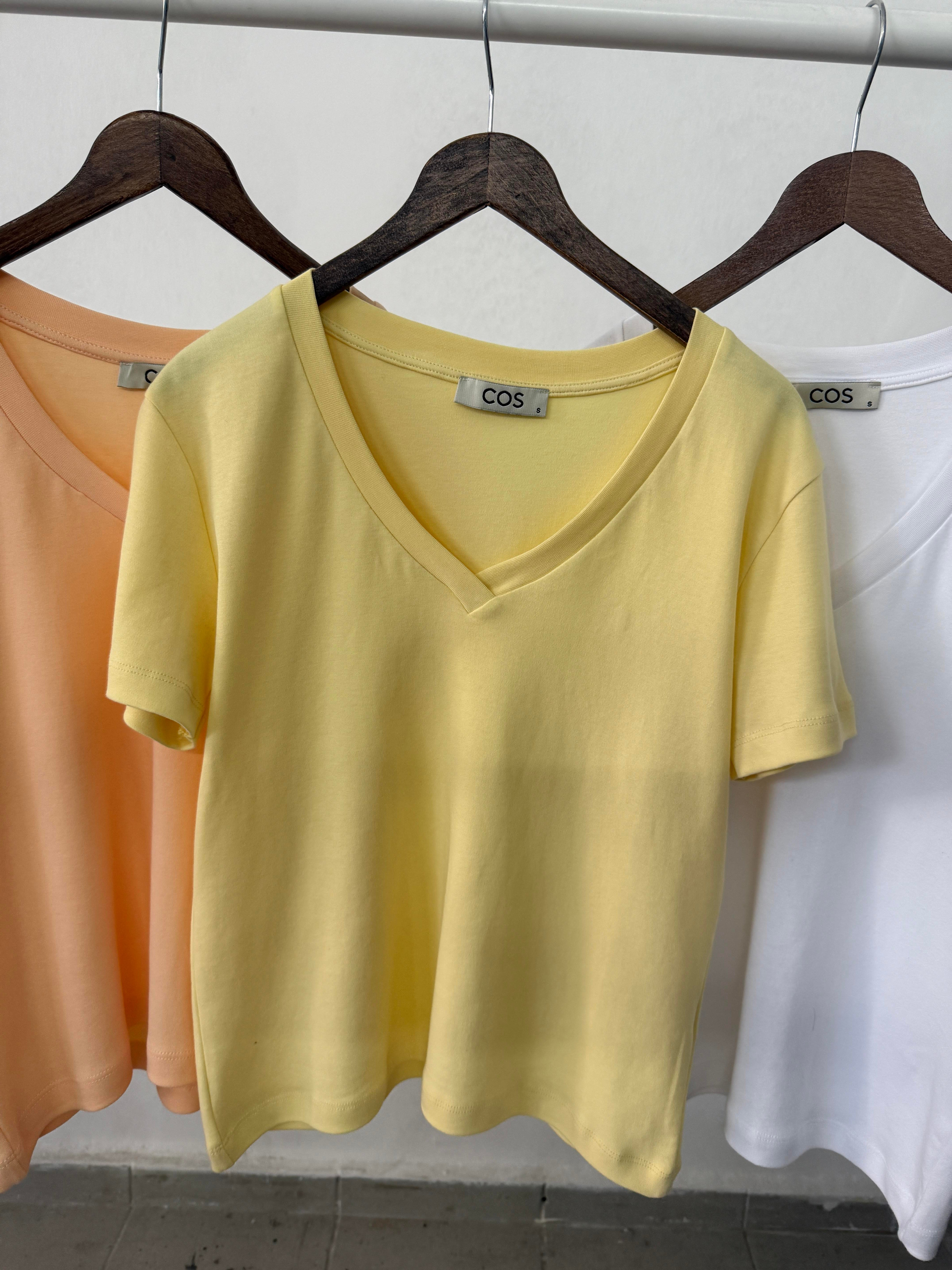 Orijinal Marka %100 Cotton Sarı V Yaka T-shirt