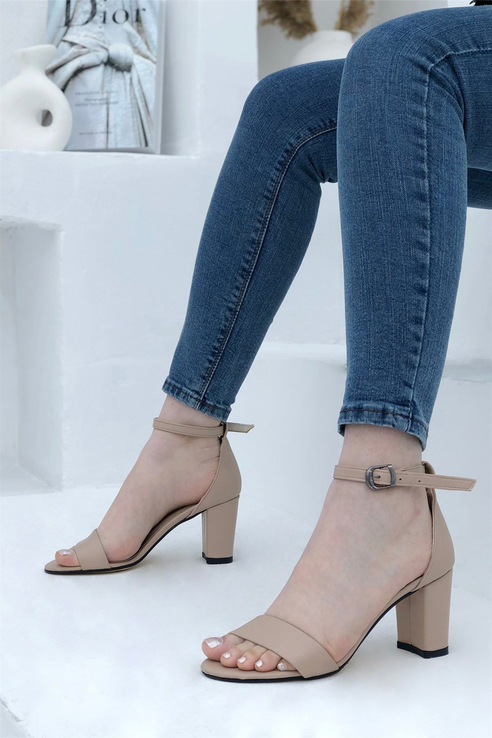 Yüksek ve Kalın Topuklu Tek Bant Ayakkabı Nut Linda Carla Bella | Mybella  Shoes