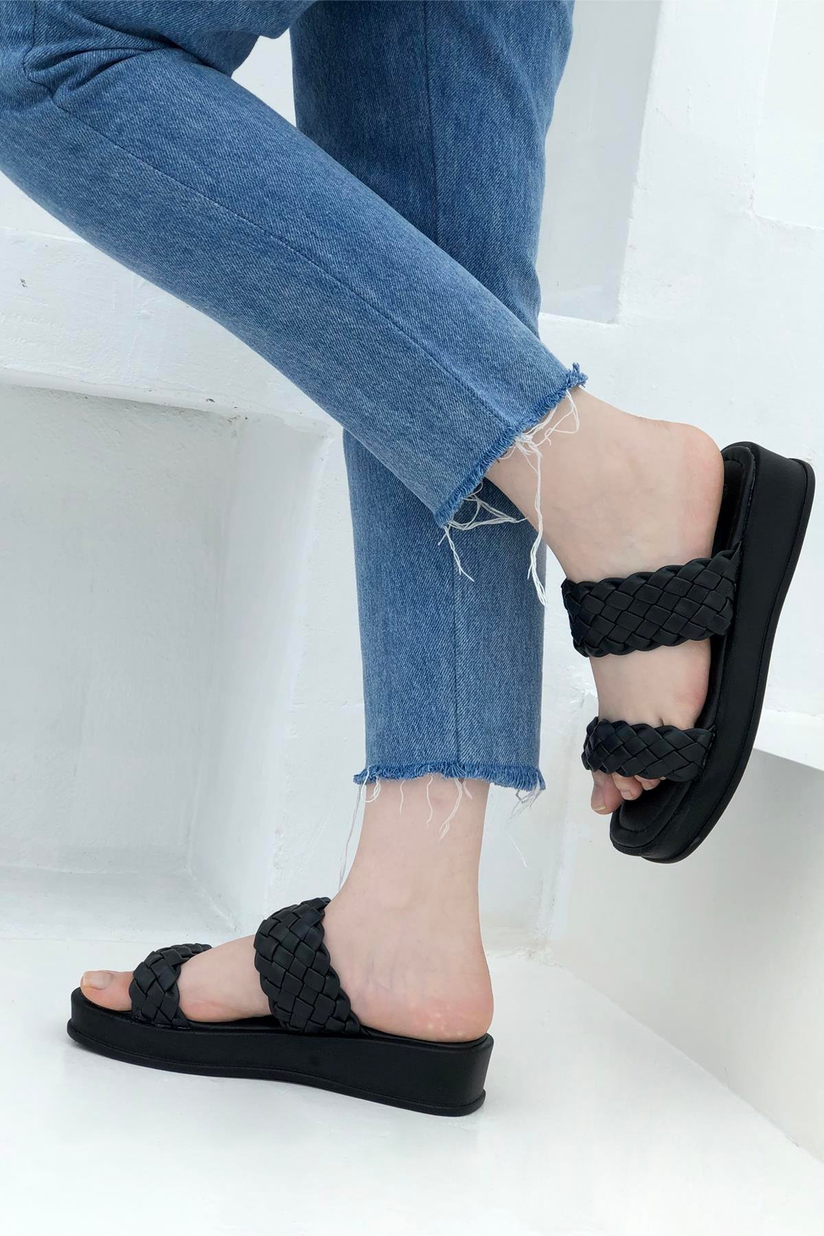 Örgü Bantlı Yüksek Taban Kadın Terlik Siyah 2100 Pienn | Mybella Shoes