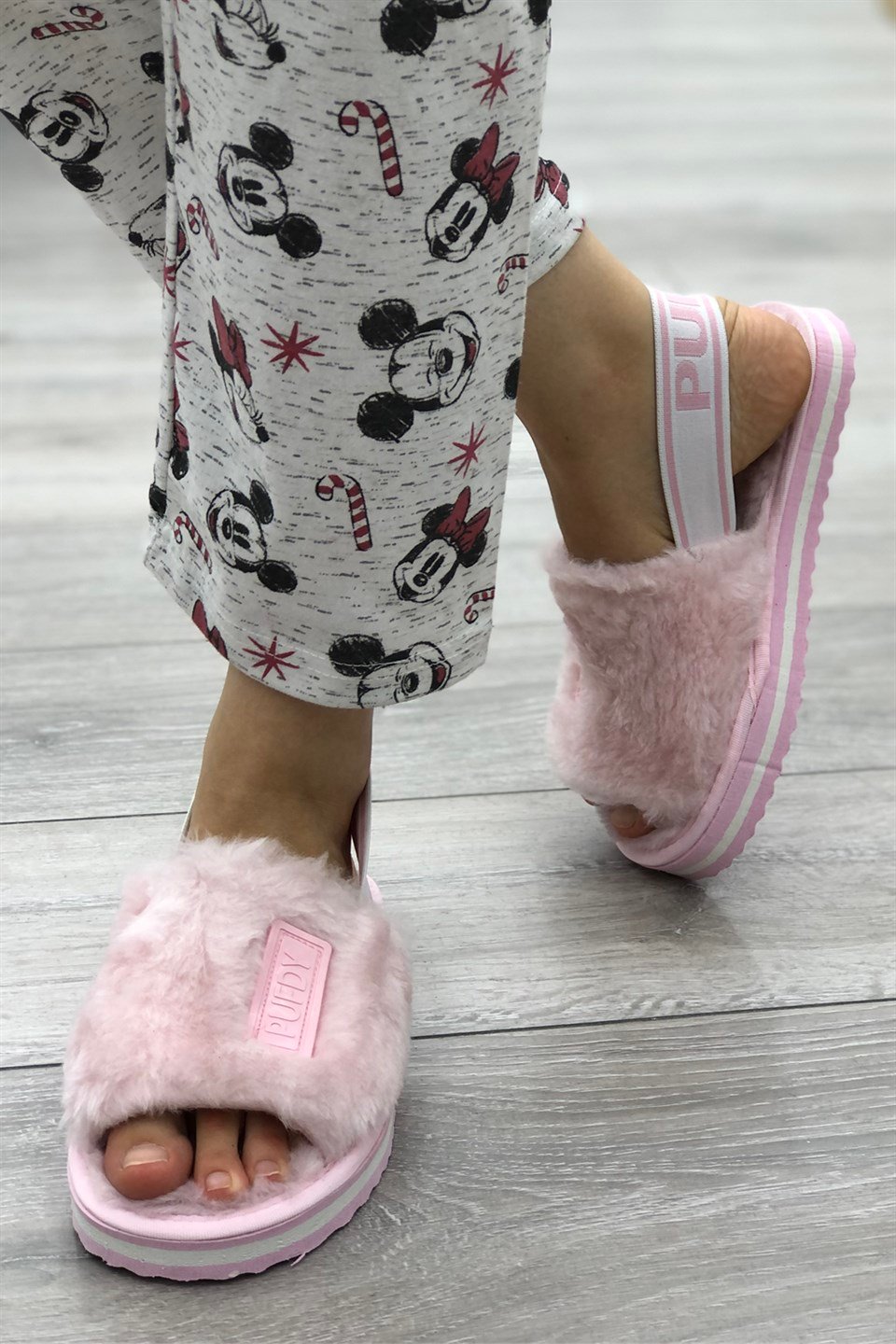 Önü Açık Arkası Lastikli Peluş Kadın Terlik Pembe Pufdy Carla Bella |  Mybella Shoes