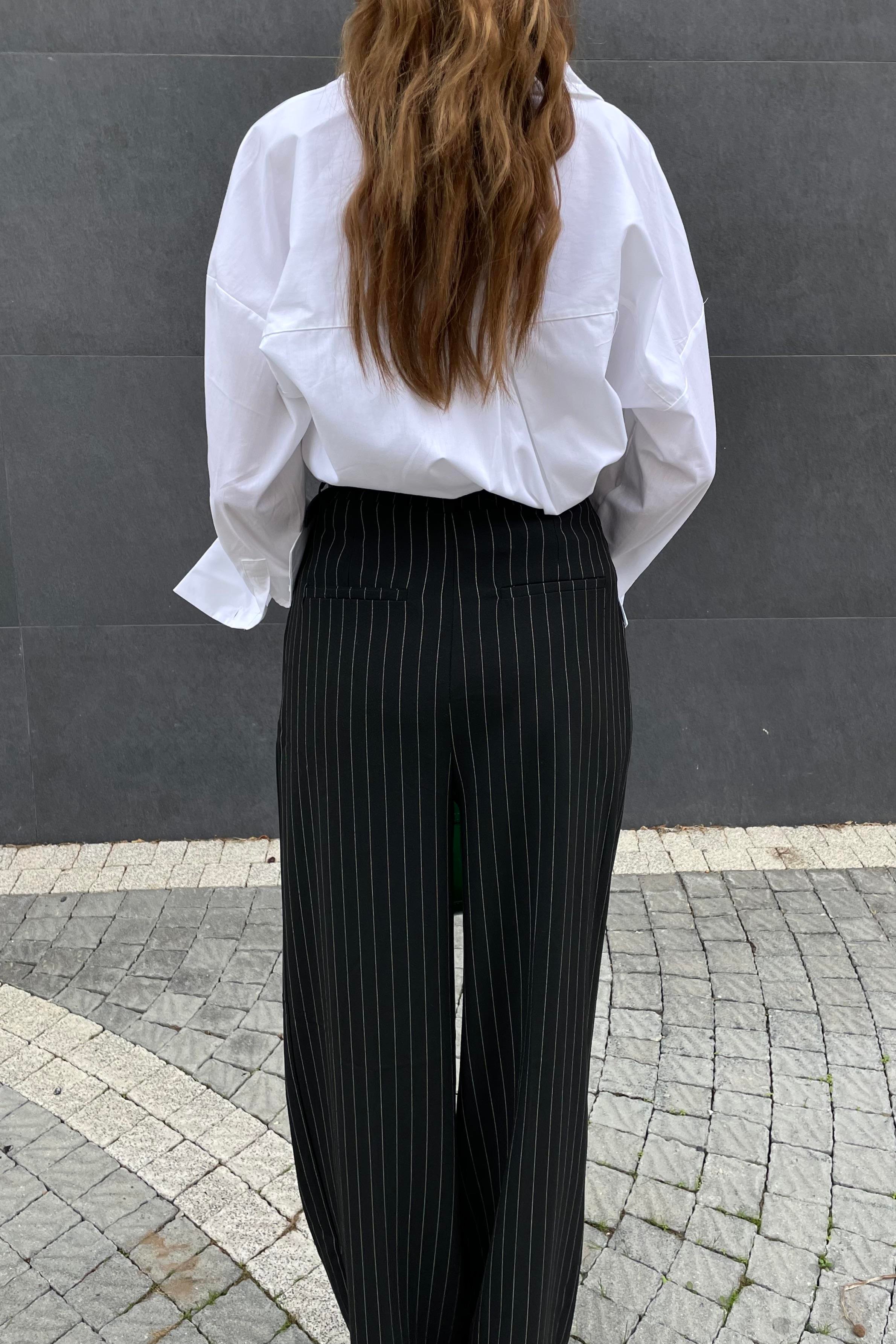 Siyah Çizgili Kumaş Pantolon - Kadın Pantolon Modelleri - Nazliye Moda |  Kadın Giyim Modası