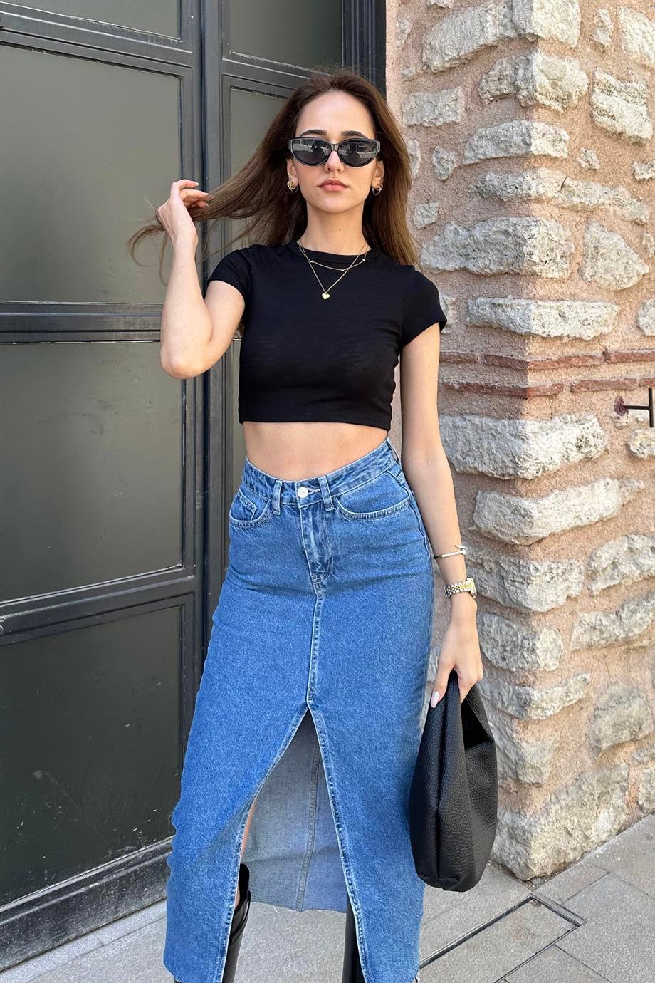 Black Short Sleeve Crop Body - Body & Crop Tops - Nazliye Moda | Women ...