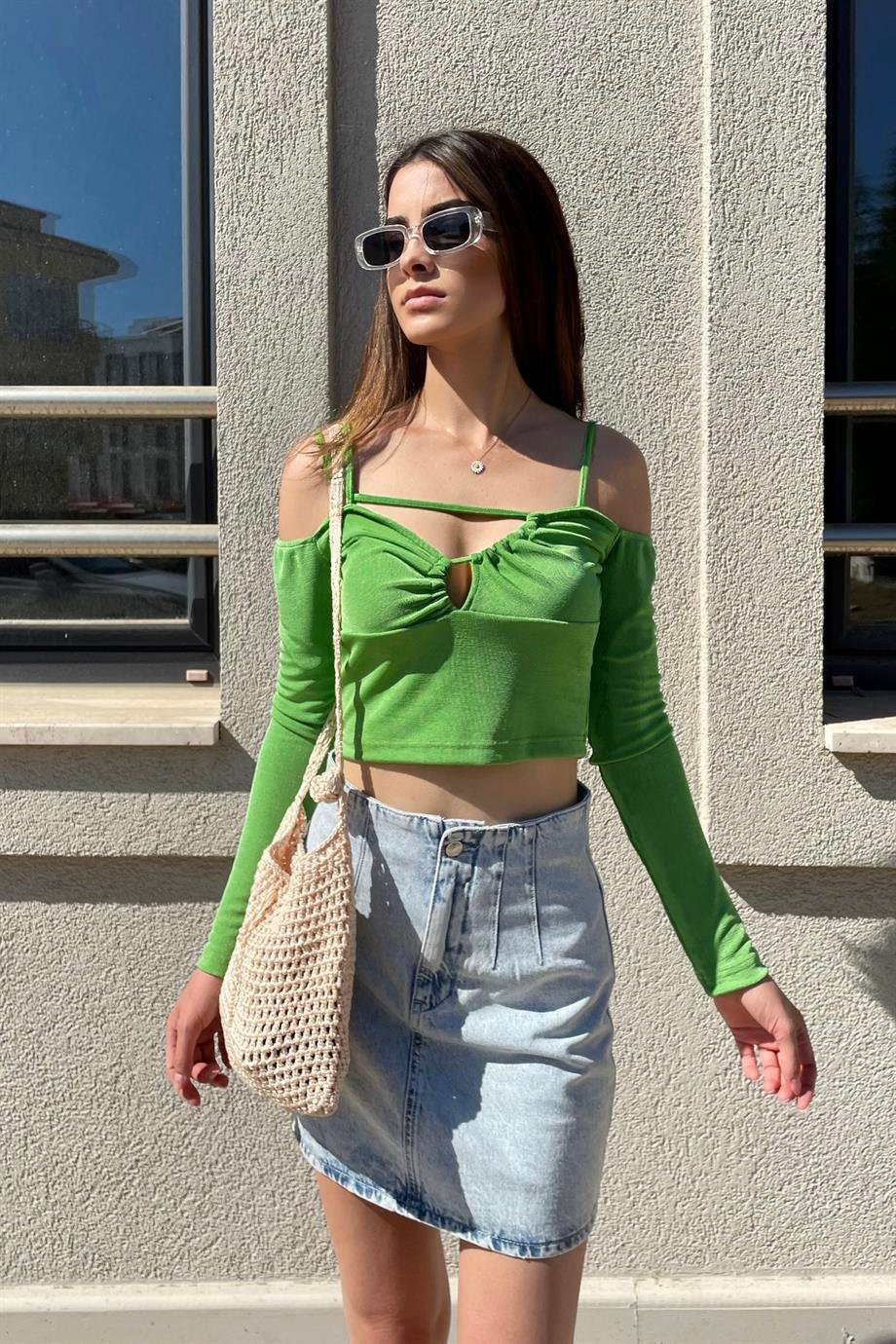 Yeşil Asimetrik Askı Detay Crop Bluz - Kadın Bluz Modelleri - Nazliye Moda  | Kadın Giyim Modası