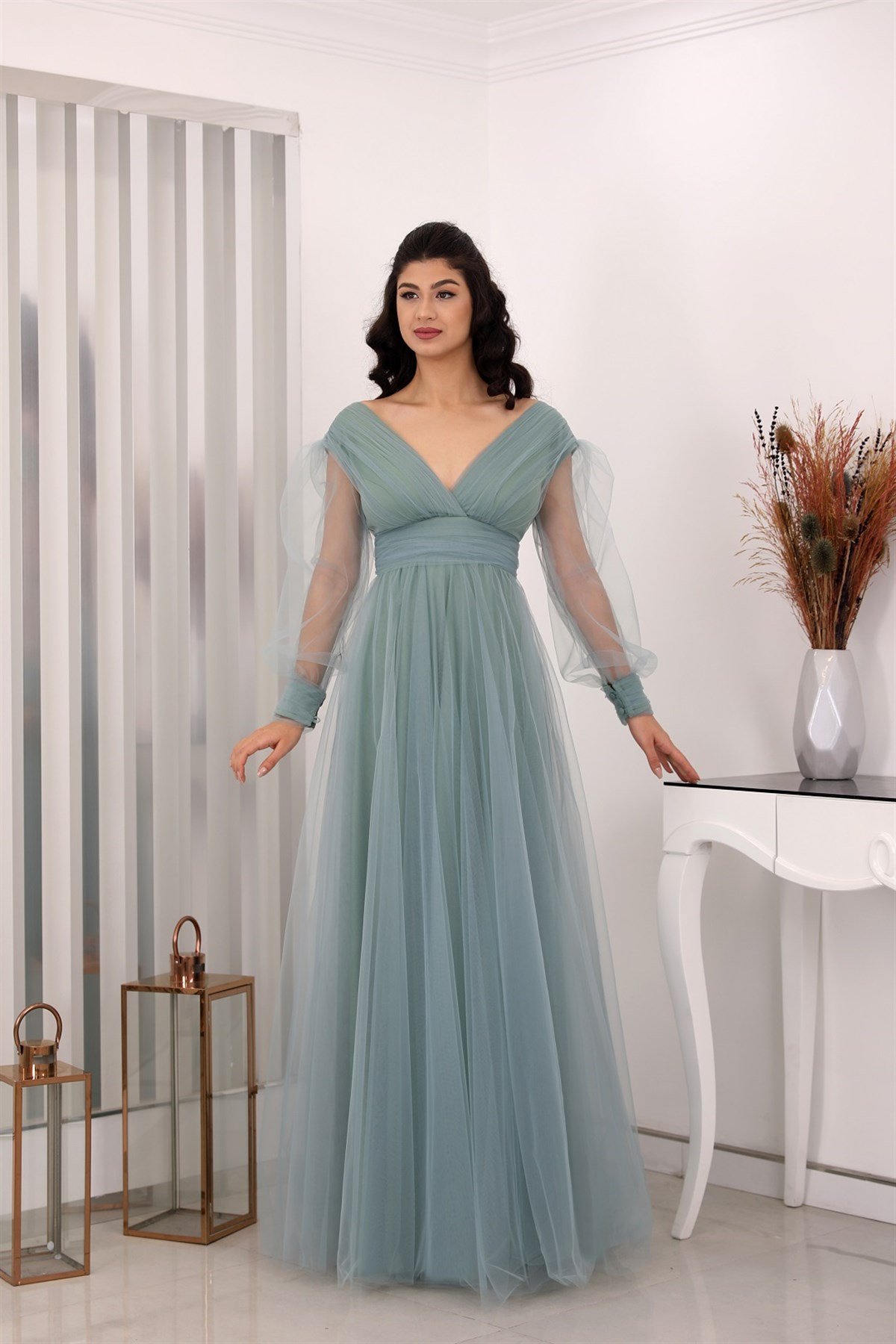 Perunnal dress new shop model