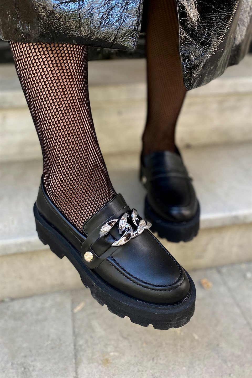 Verona Siyah Çıtçıtlı Kadın Loafer Ayakkabı