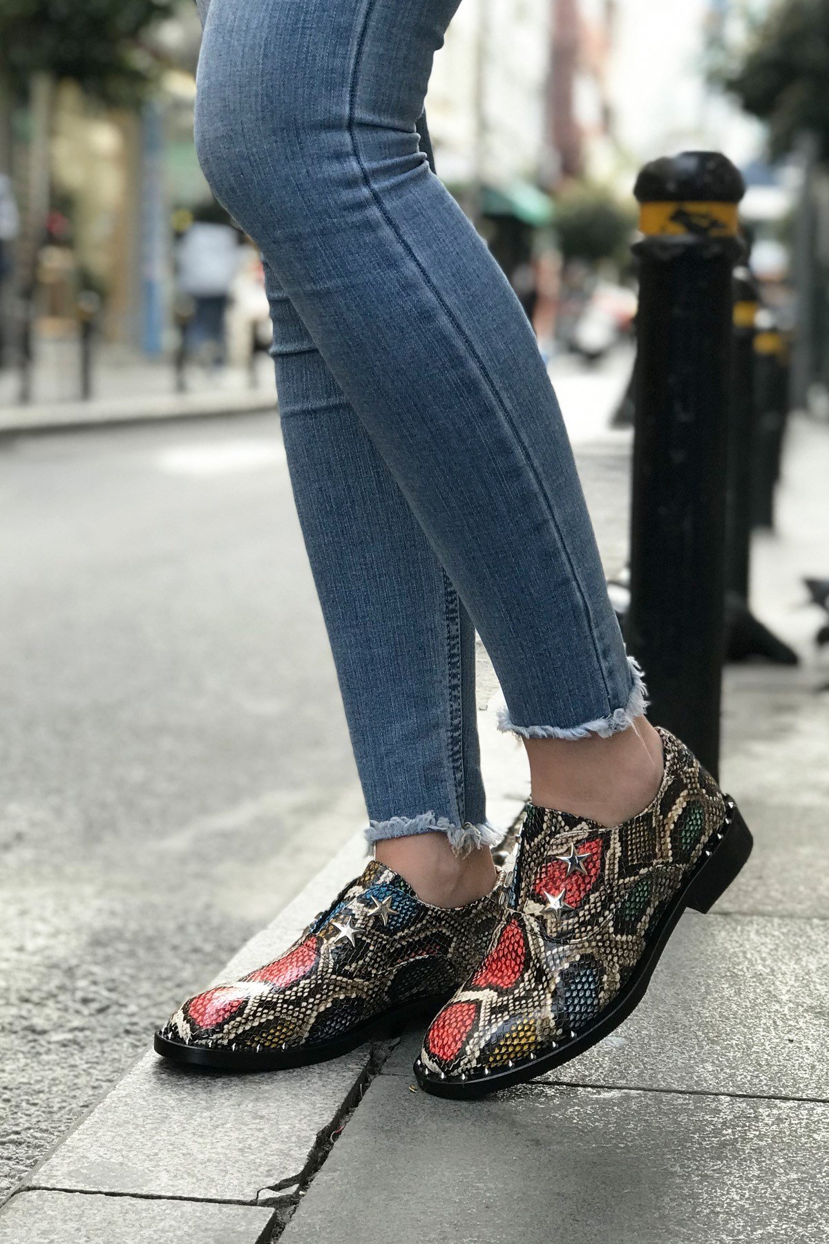 Tosia Çok Renkli Hakiki Deri Yılan Desenli Ayakkabı - Trendytopuk.com