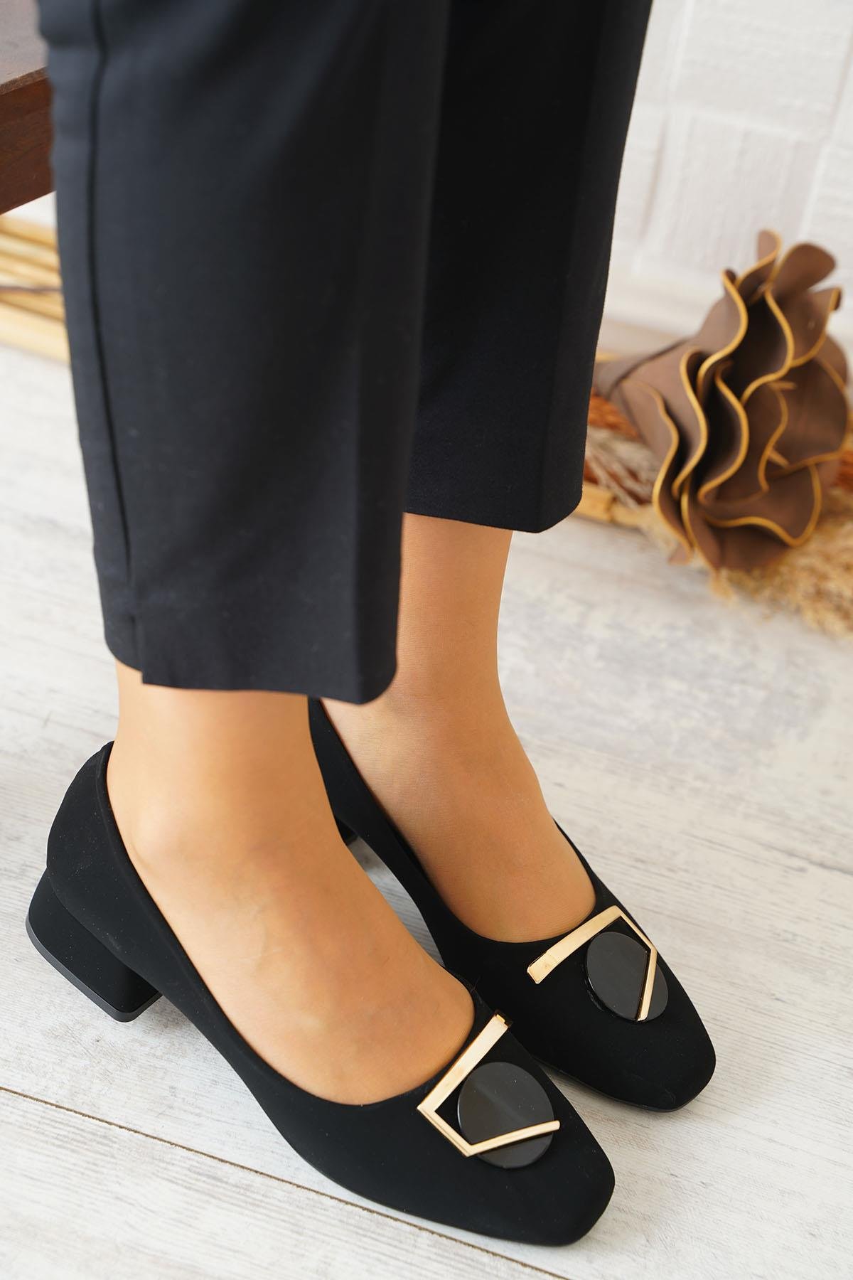 Flidro U Tokalı Kadın Babet Ayakkabı Siyah Velvet