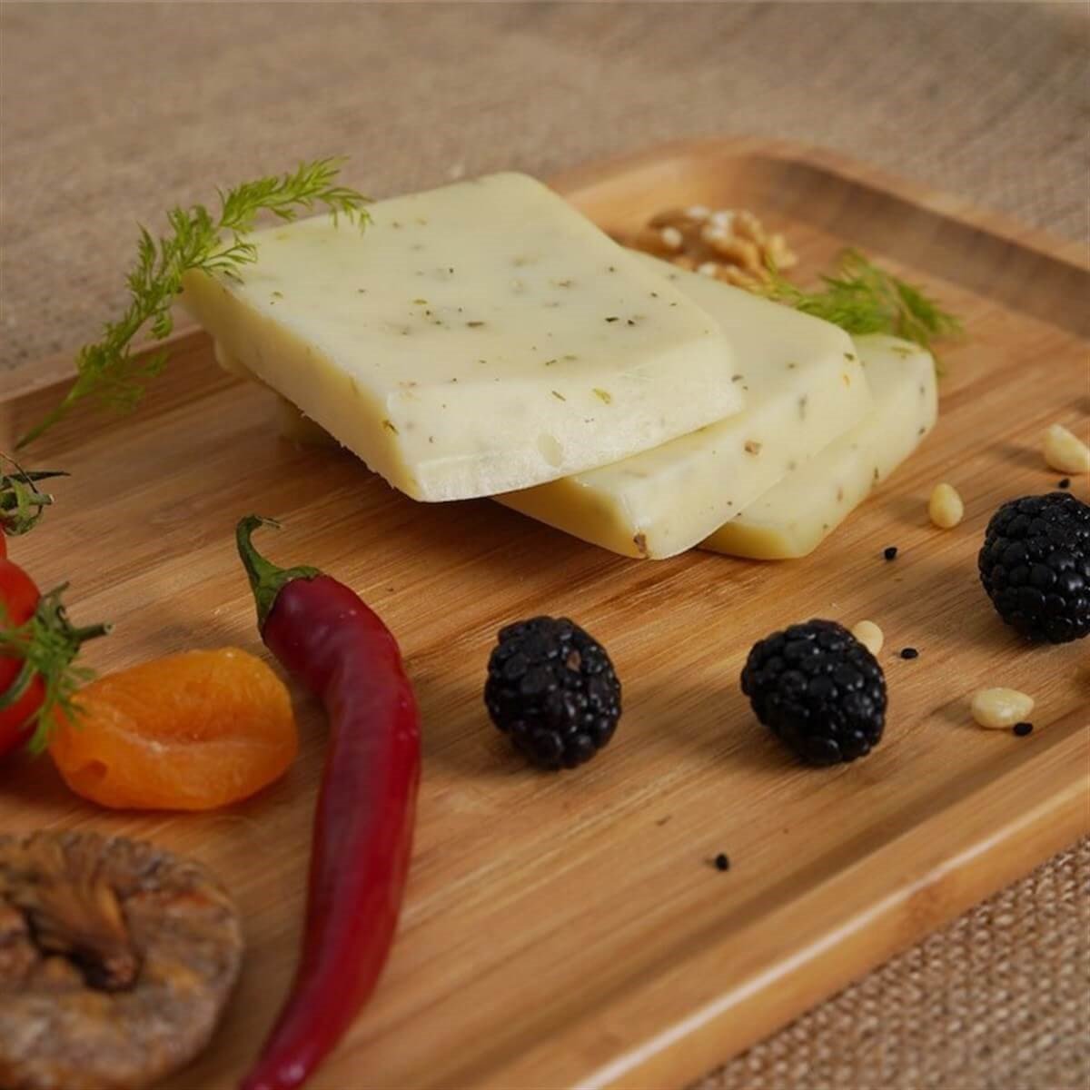 Taze Kaşar 250 Gr Çörekotlu