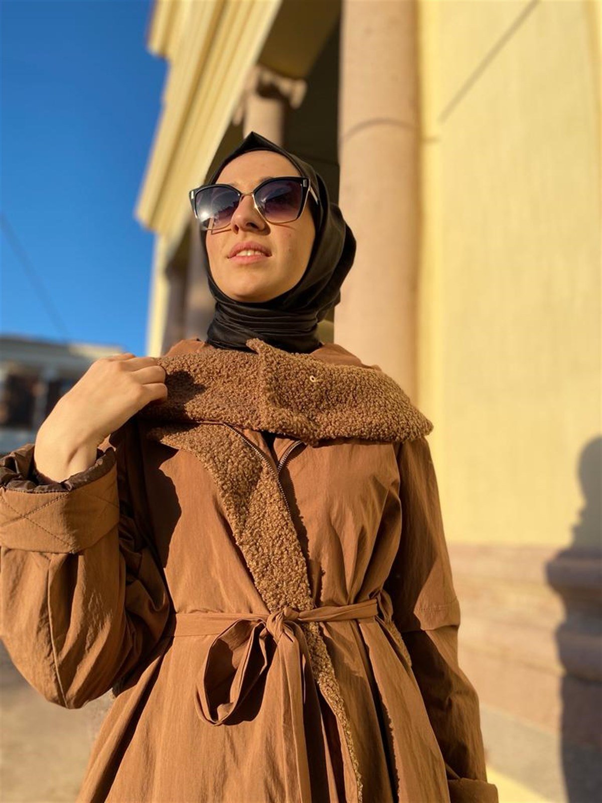 MissWhence Kuzu Kürk Detaylı Kap Camel 32504 - Babilbutik