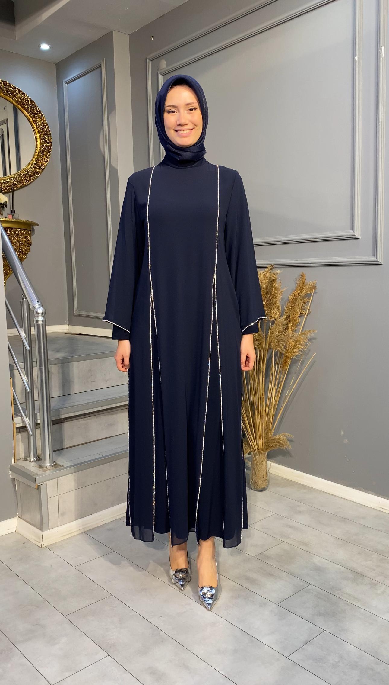 NEVON 4337 ŞİFON KAPALI YIRTMAÇ TAŞ DETAYLI ELBİSE MODELİMİZ
