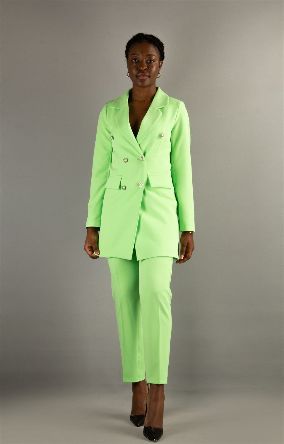 Womens Suit  Suits for women, Green outfits for women, Green suit women