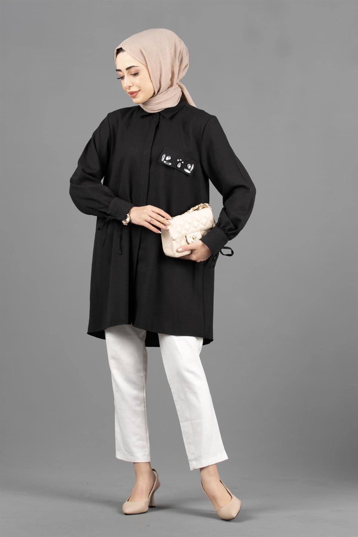Taş Detaylı Tunik-siyah