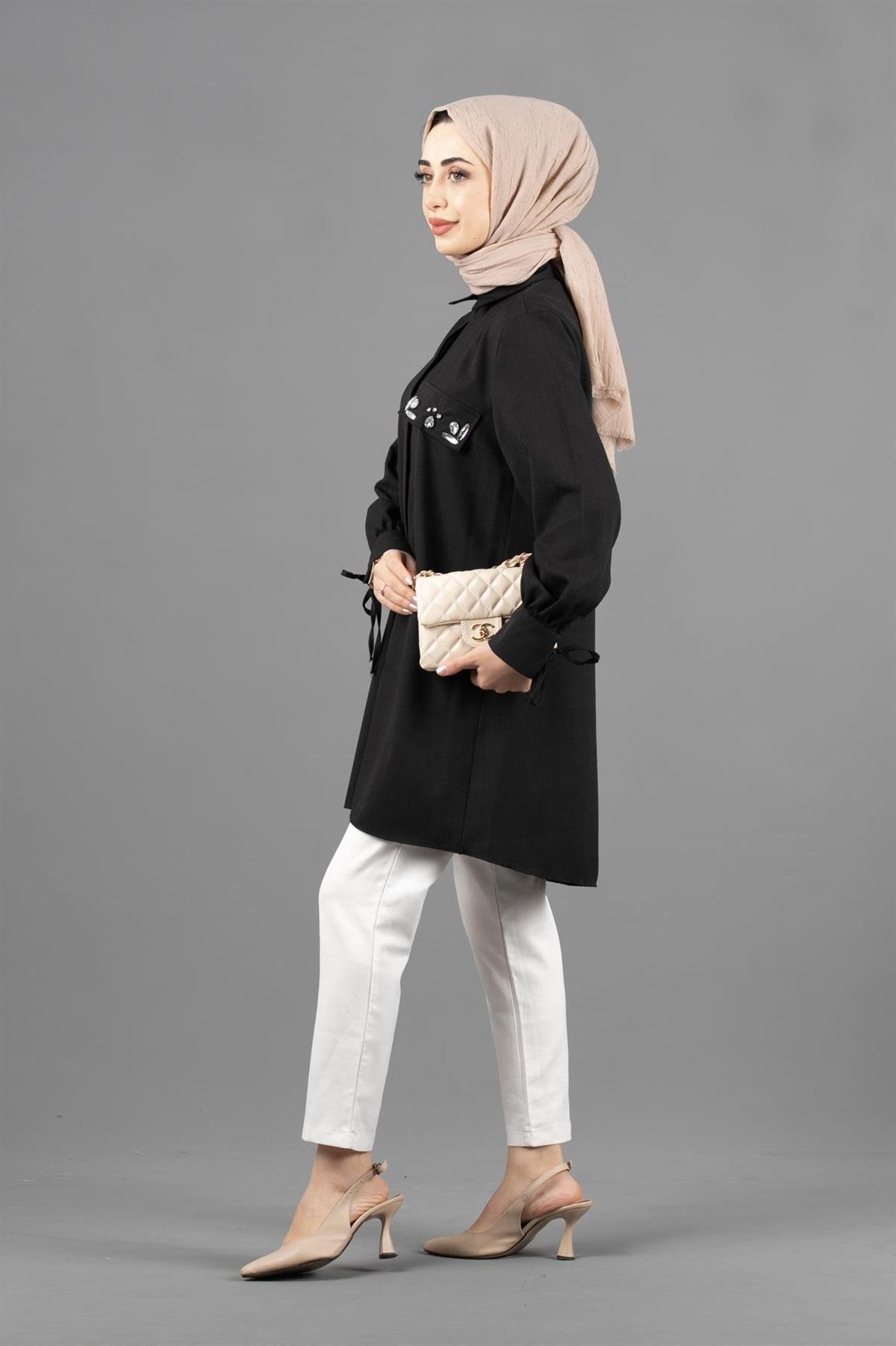 Taş Detaylı Tunik-siyah